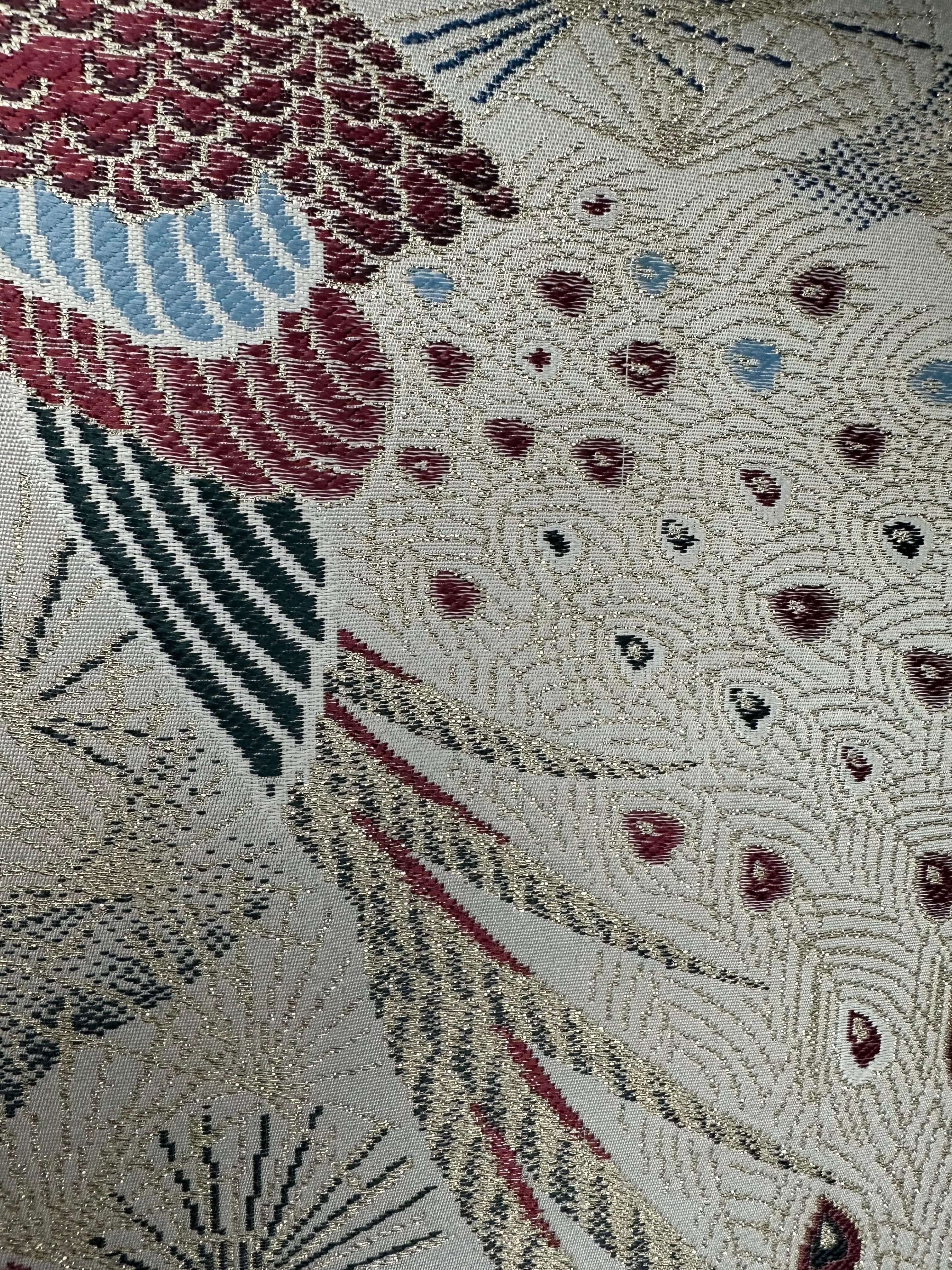 Gerahmte Kimono-Kunst, „Peacock Paradise“ von Kimono-Couture, japanische Textilkunst im Angebot 6