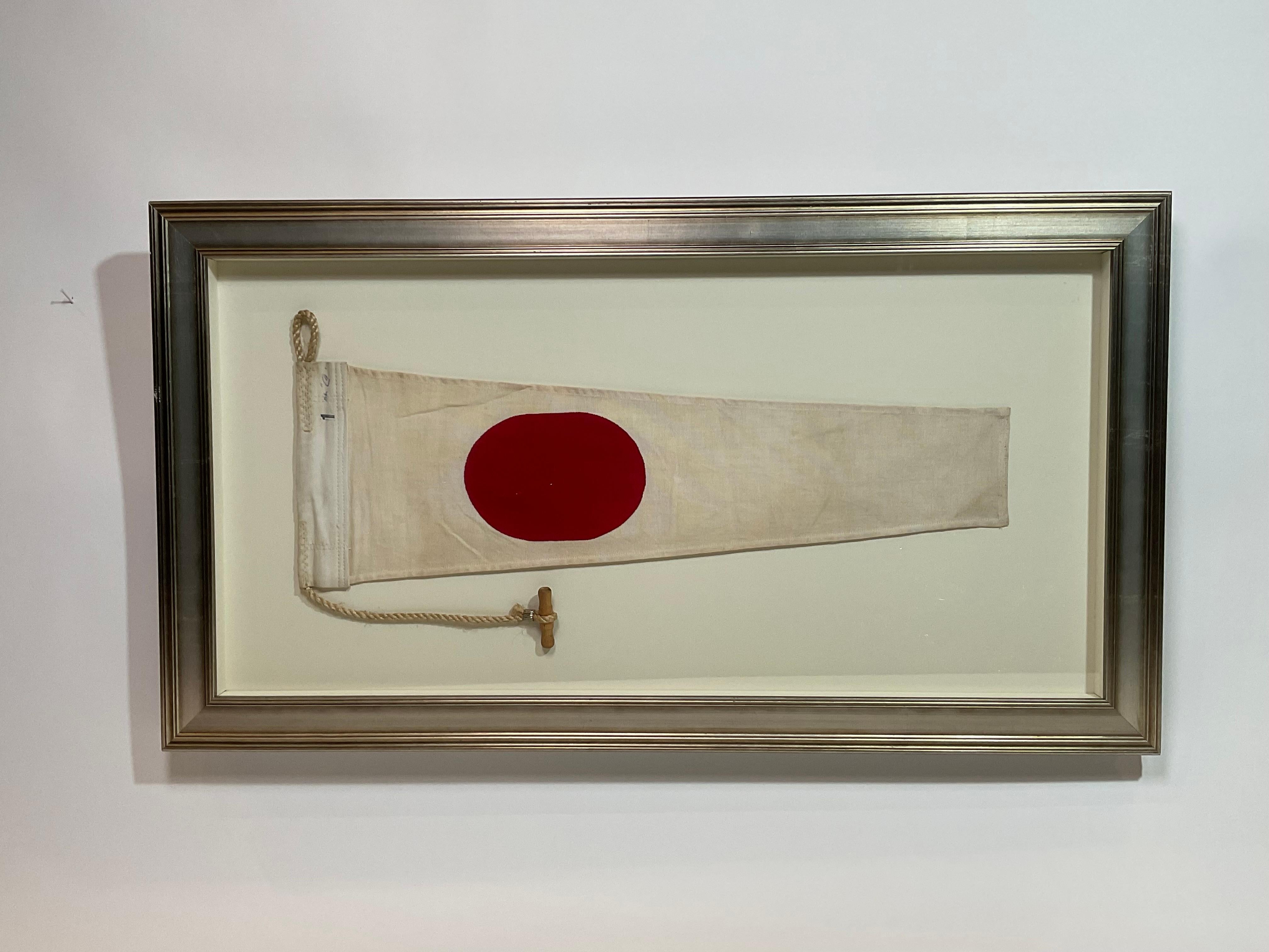 Bandera de señales marítimas número 1 enmarcada en Bueno estado para la venta en Norwell, MA