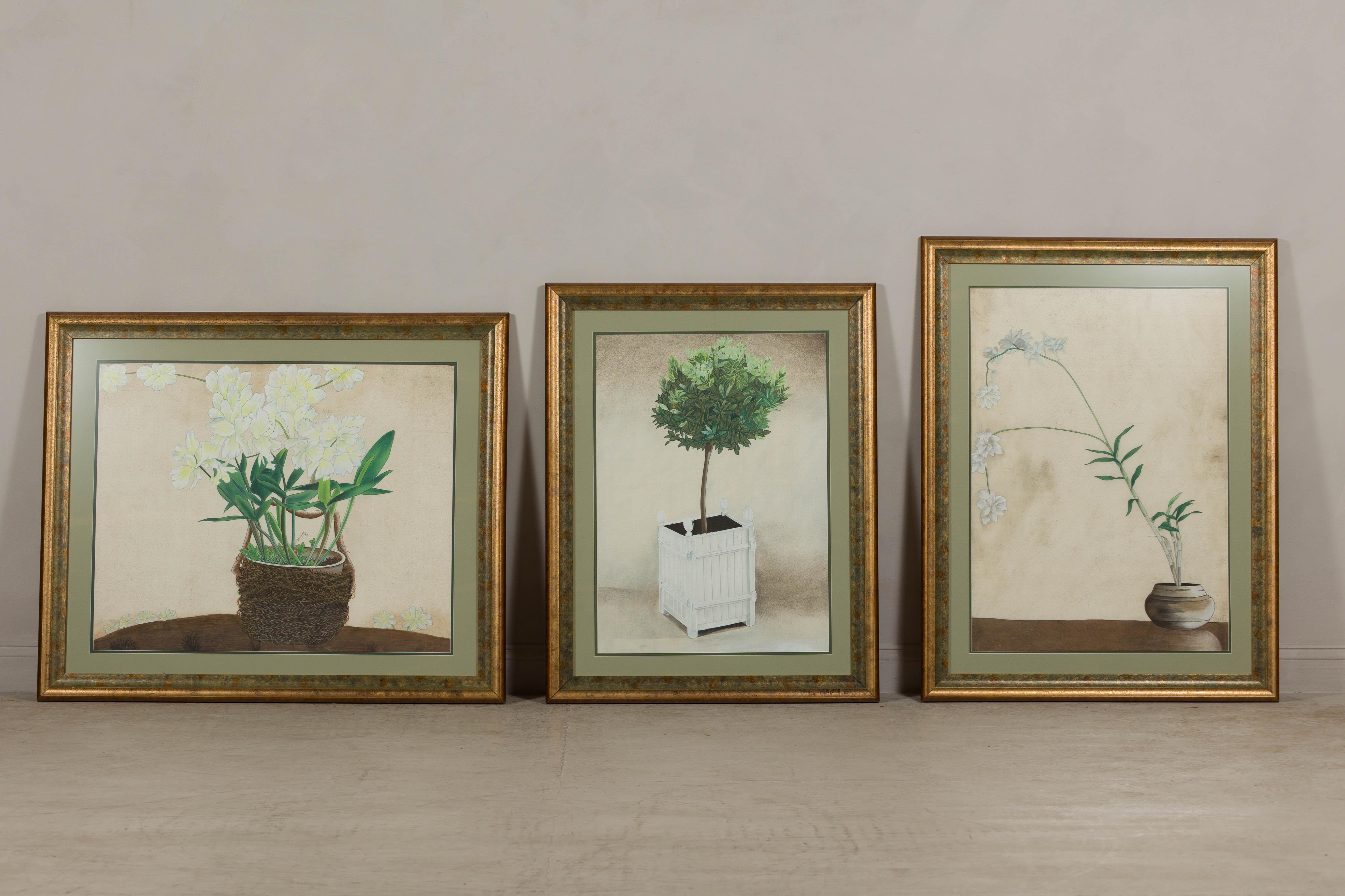 Japonais Impression botanique japonaise du milieu du siècle dernier encadrée avec feuille d'or et vert mat en vente