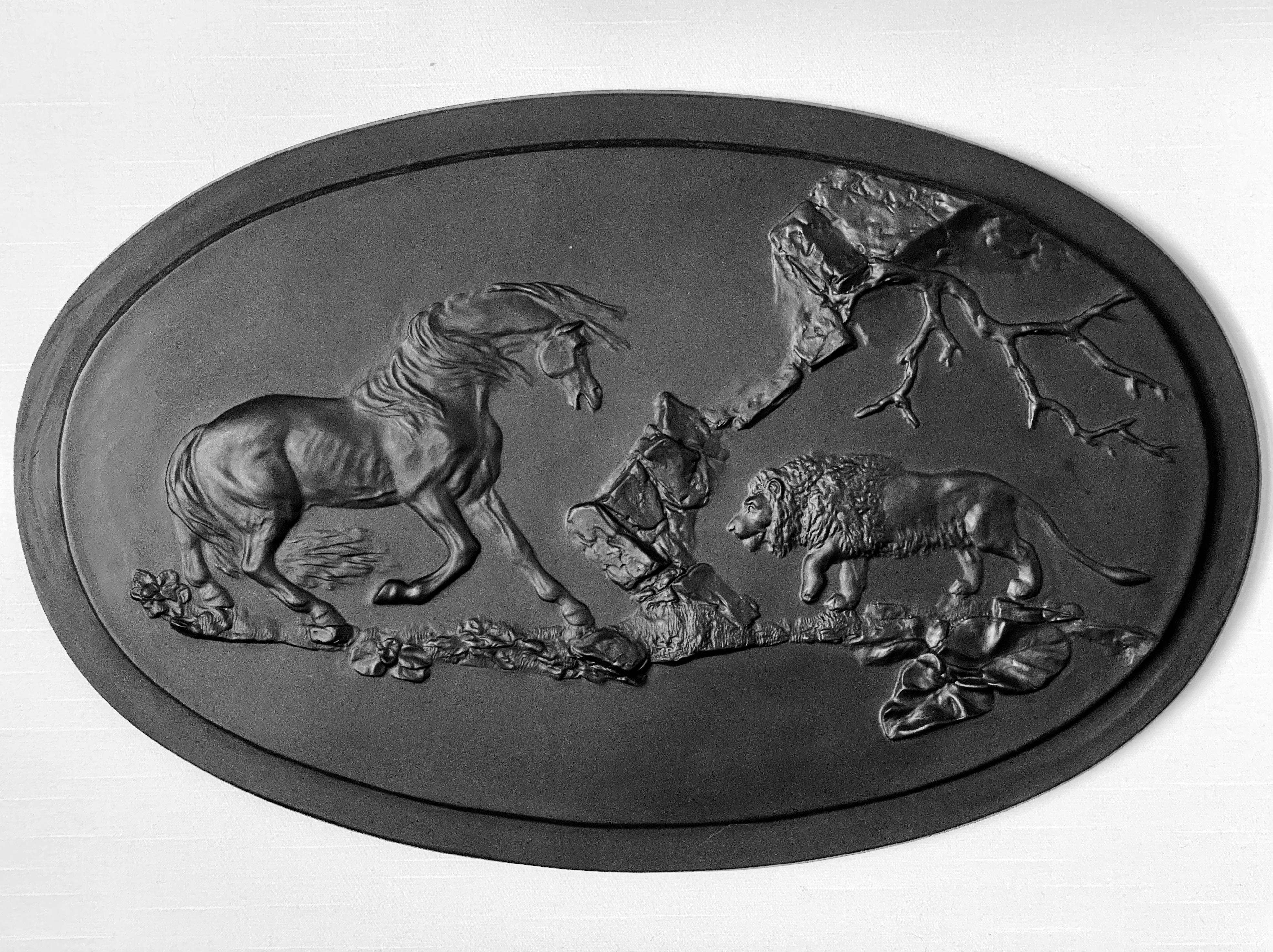 Gerahmter moderner Wedgwood Basalt-Steinguttisch aus Steingut nach Stubbs, gefrästes Pferd (Gebrannt) im Angebot