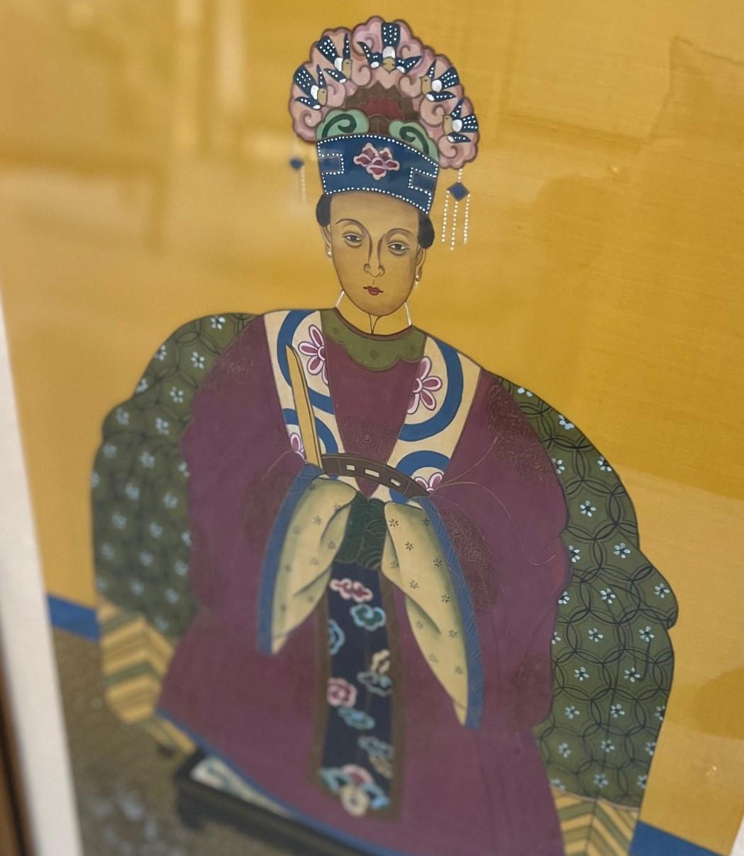Paire de tableaux anciens d'ancêtres de la dynastie chinoise Qing encadrés sur soie en vente 3