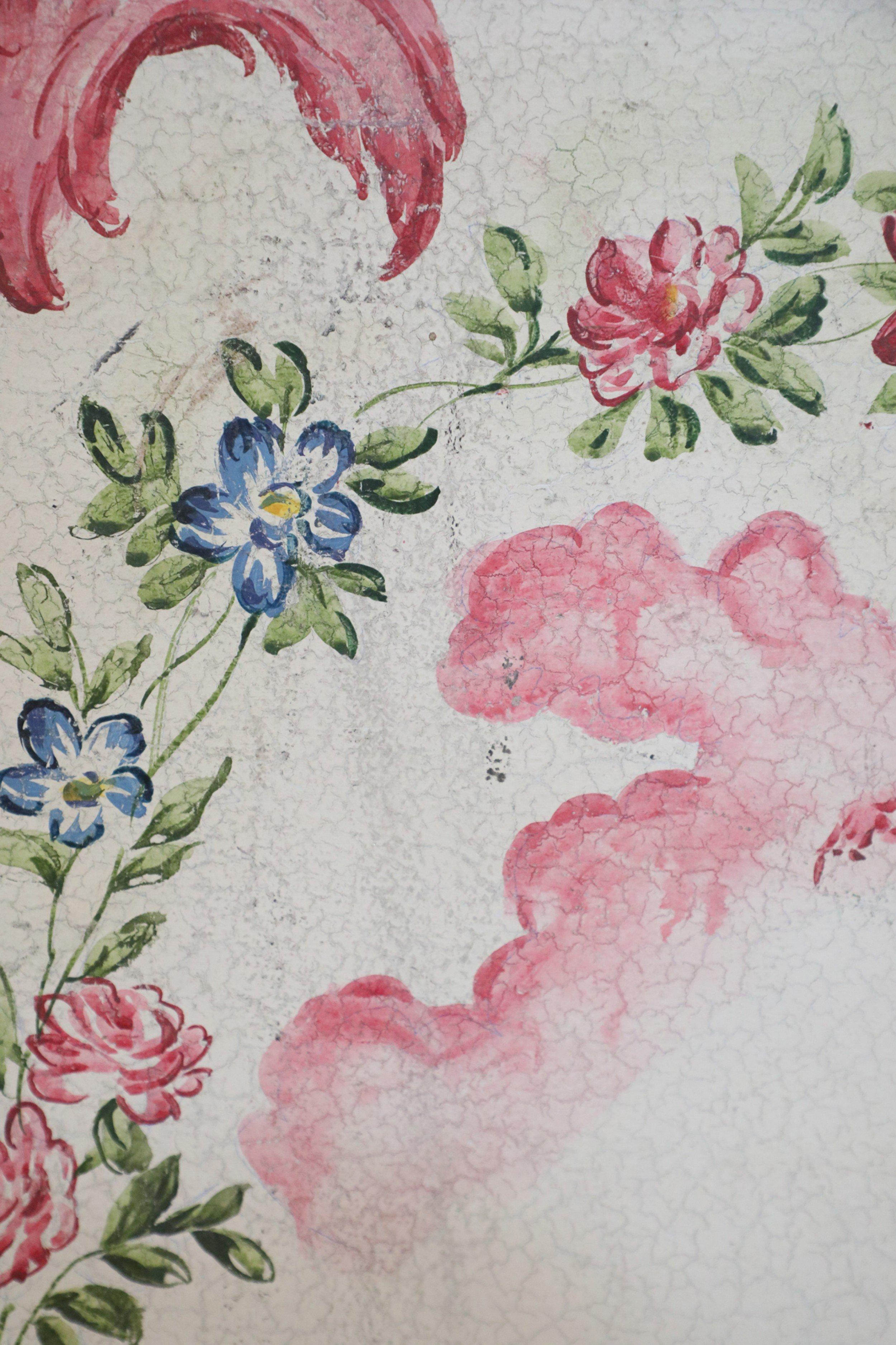 Panneau peint en rose et vert encadré représentant un paysage chinois en vente 3