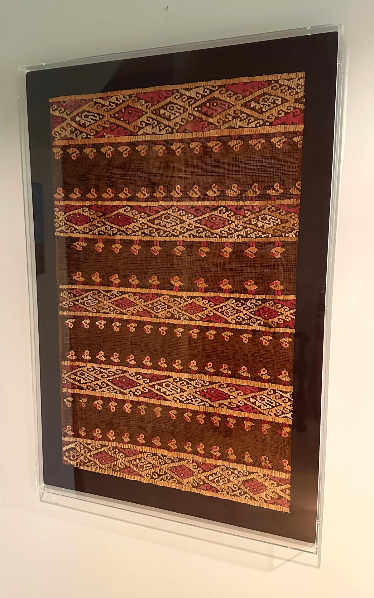 Framed Pre-Columbian Woven Textile from Chancay Culture For Sale 10
