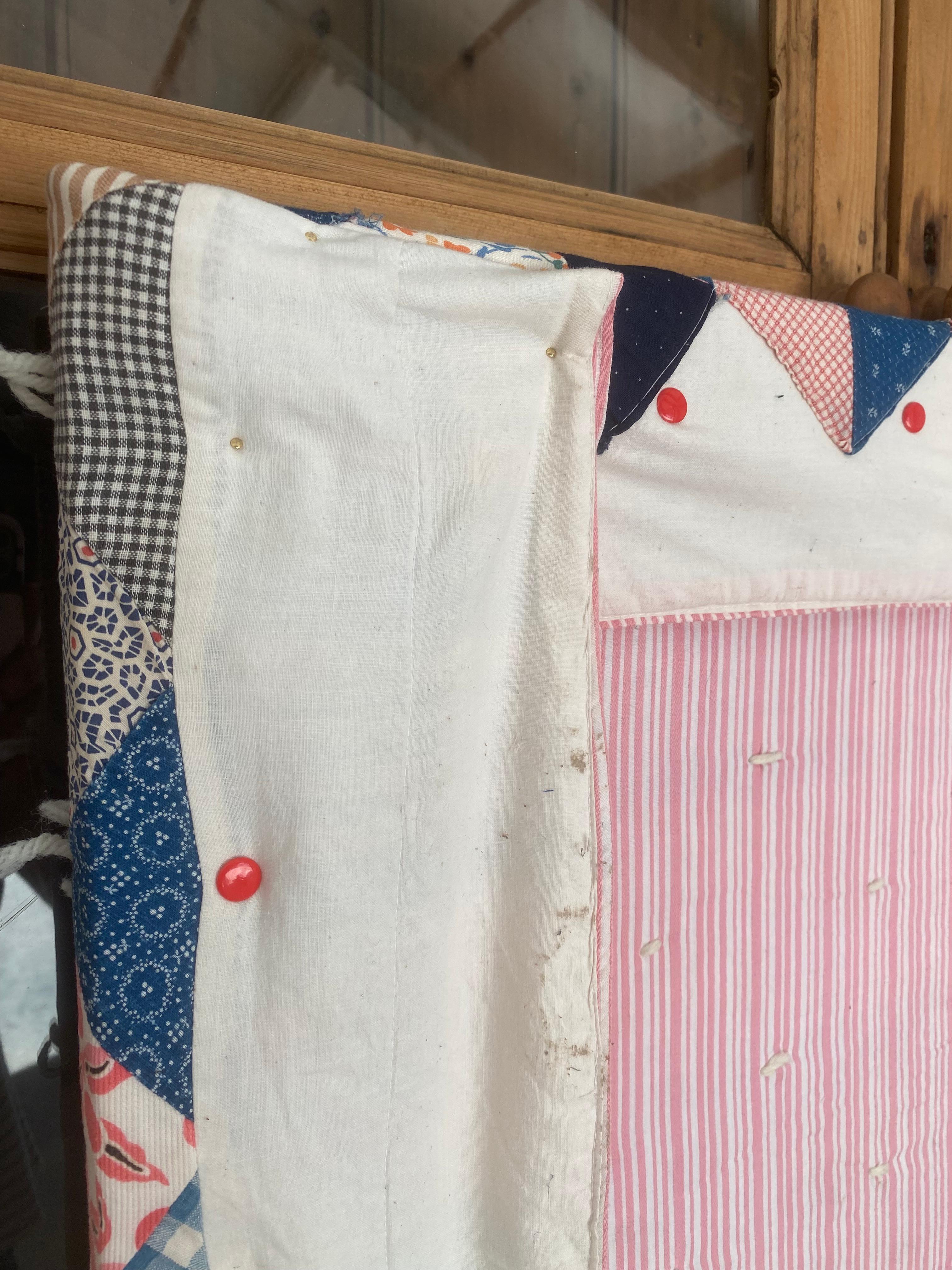 Framed Quilt circa 1950s im Angebot 2