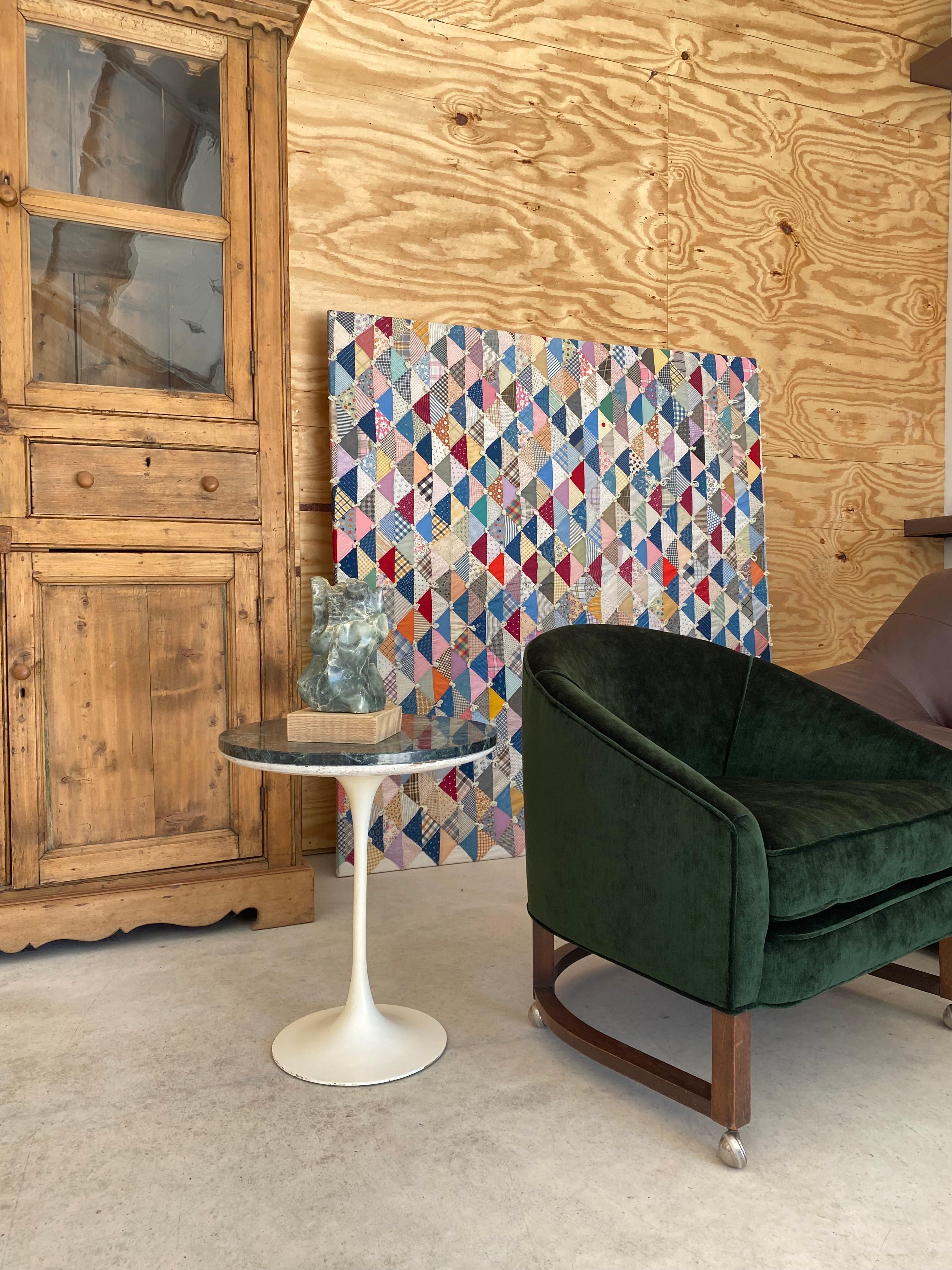 Framed Quilt circa 1950s im Angebot 4