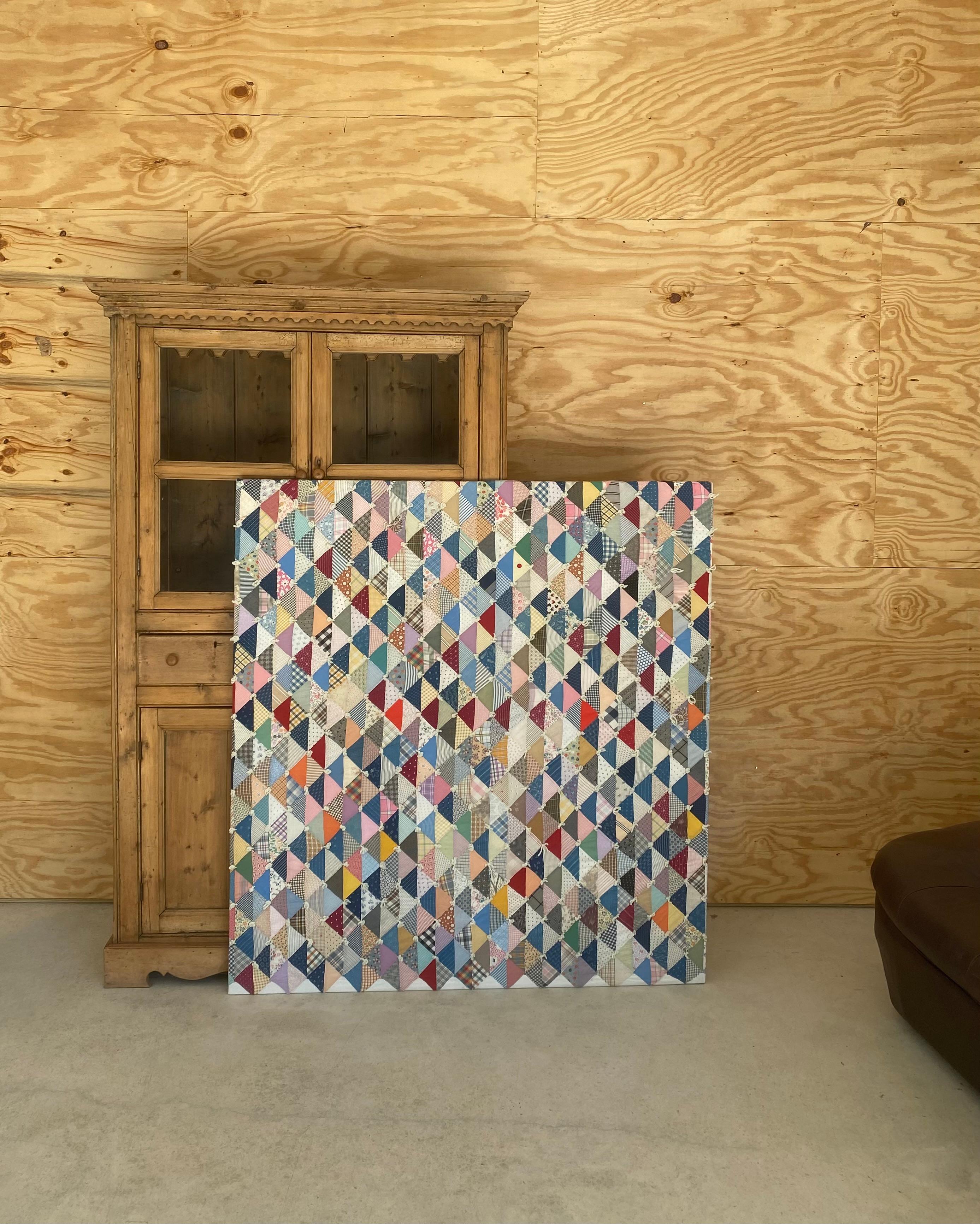 Framed Quilt circa 1950s (amerikanisch) im Angebot