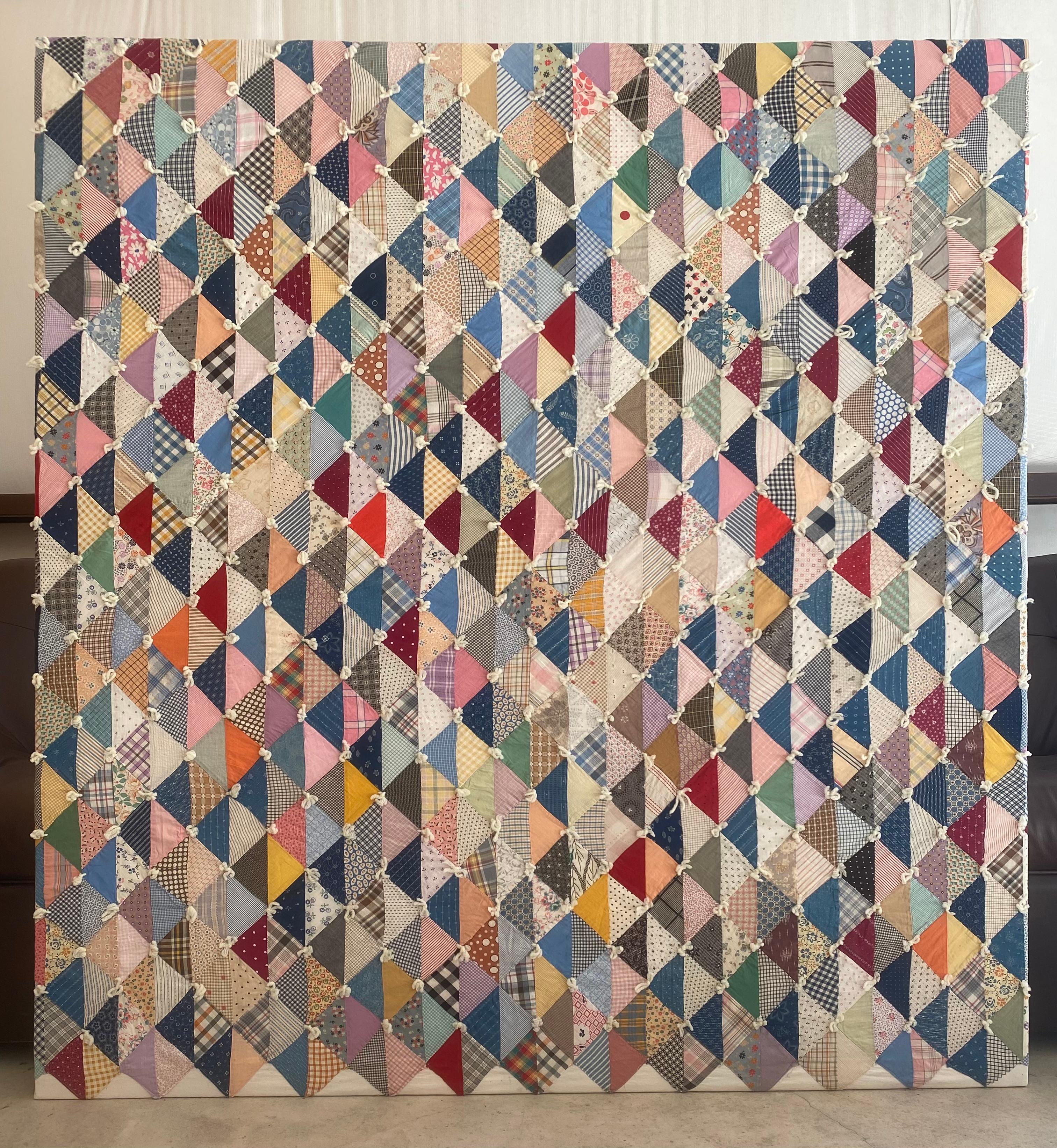 Framed Quilt circa 1950s (20. Jahrhundert) im Angebot