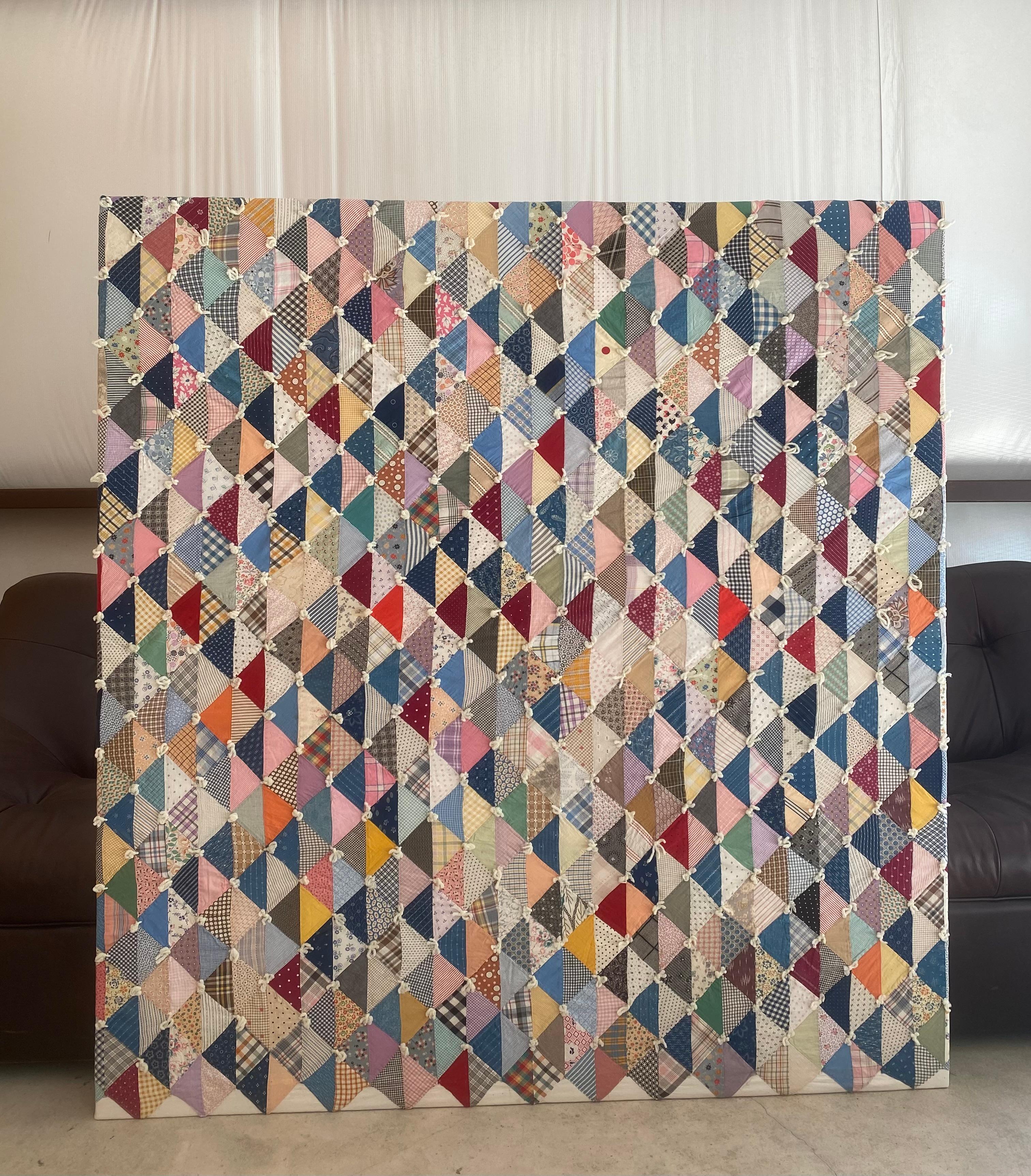 Framed Quilt circa 1950s (Baumwolle) im Angebot