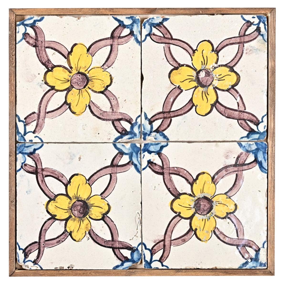 Ensemble encadré de carreaux portugais du XVIIIe siècle