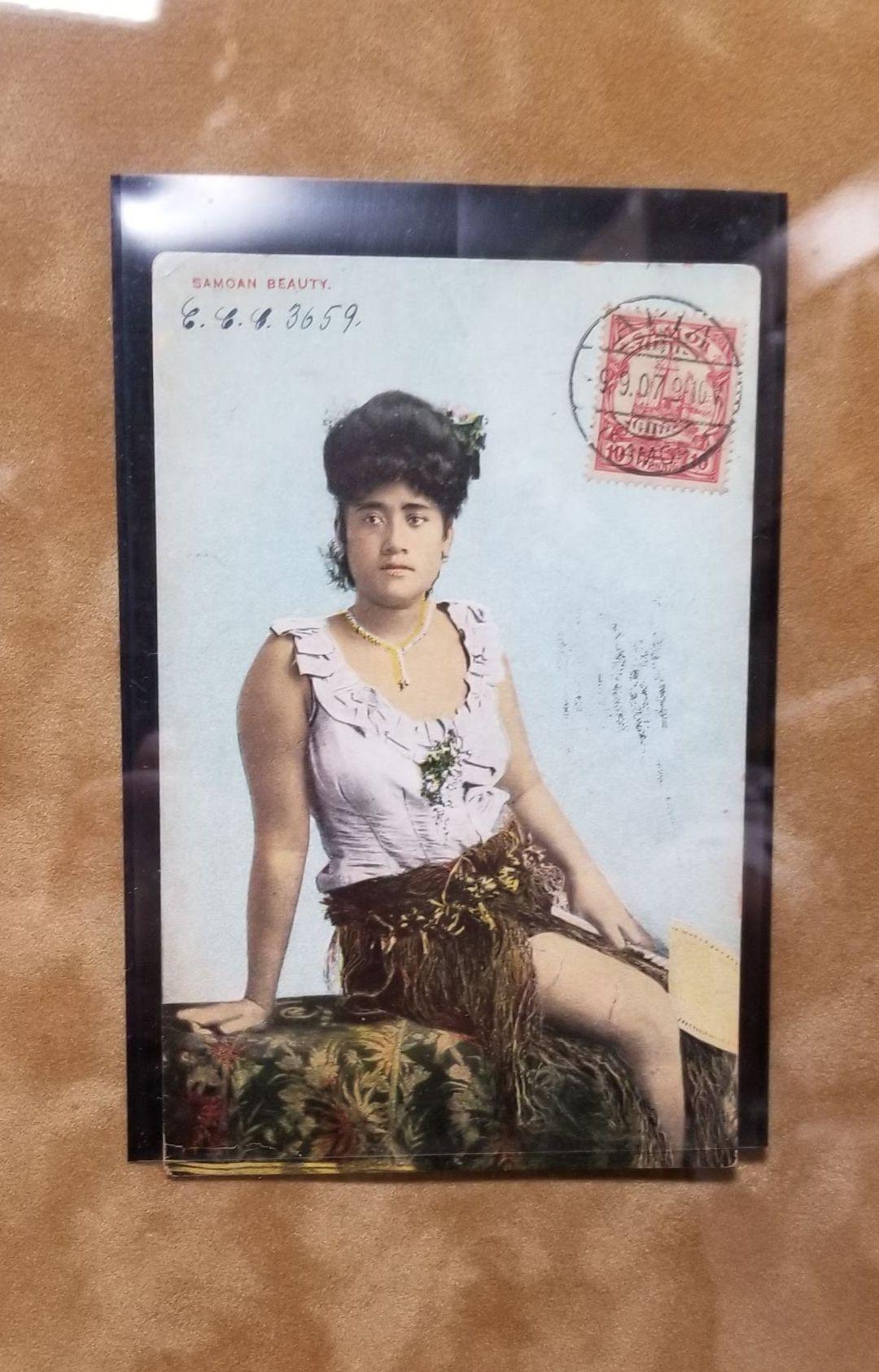 Gerahmtes Set von Samoan Island Vintage-Postkarten im Zustand „Hervorragend“ im Angebot in Van Nuys, CA