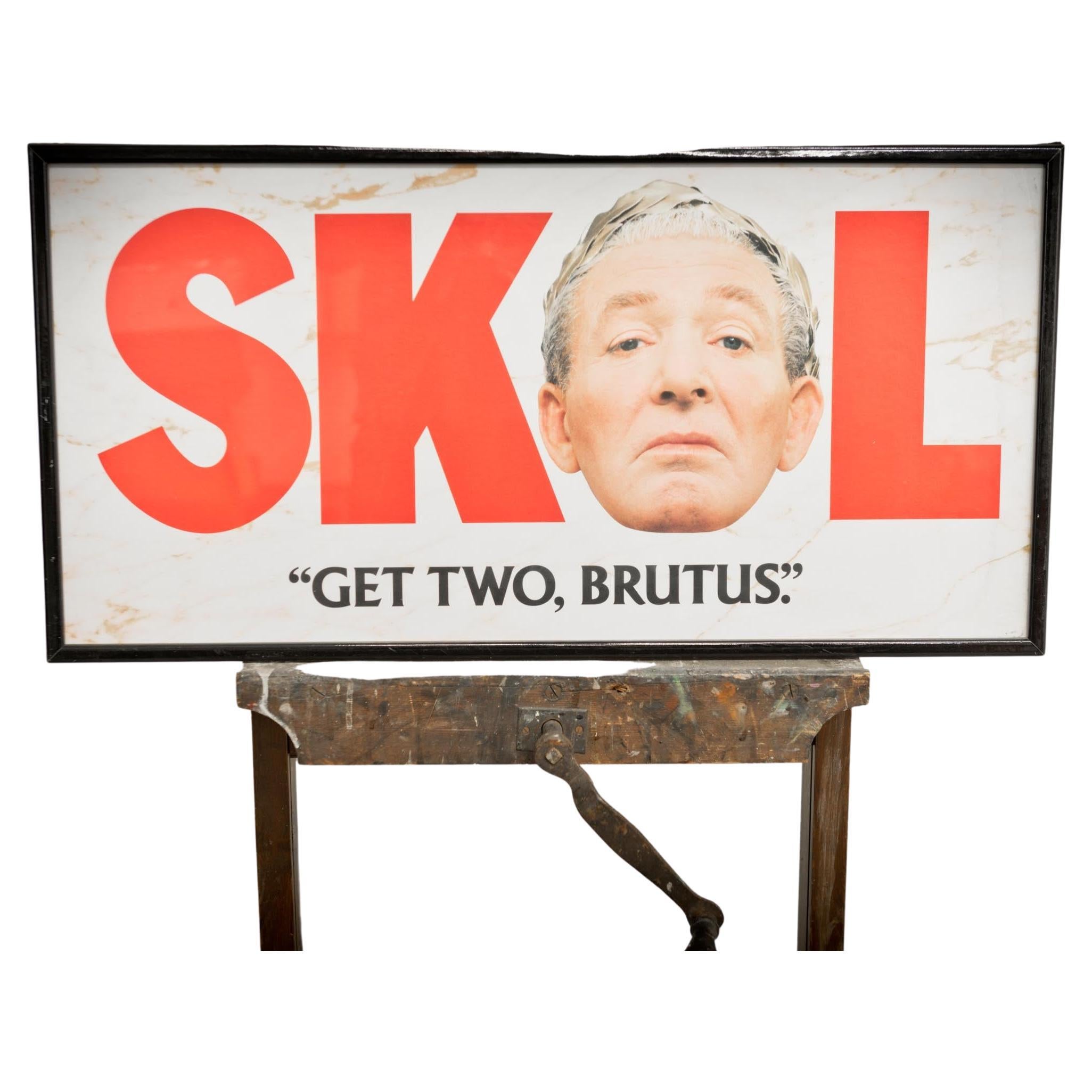 Affiche SKOL encadrée « Get Two Brutus » (Les deux bruts)  en vente