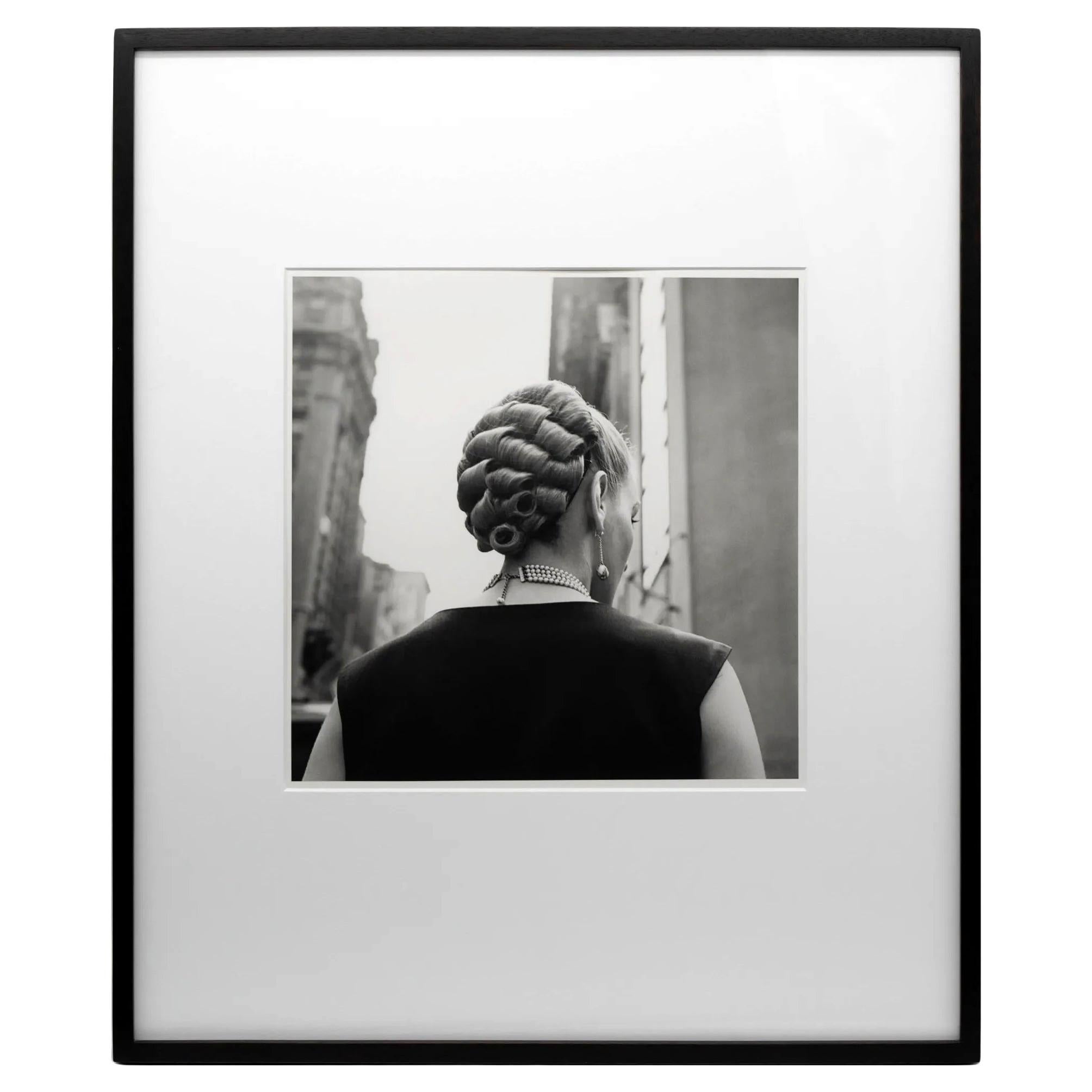 Photographie de rue encadrée de Vivian Maier éditée avec la provenance