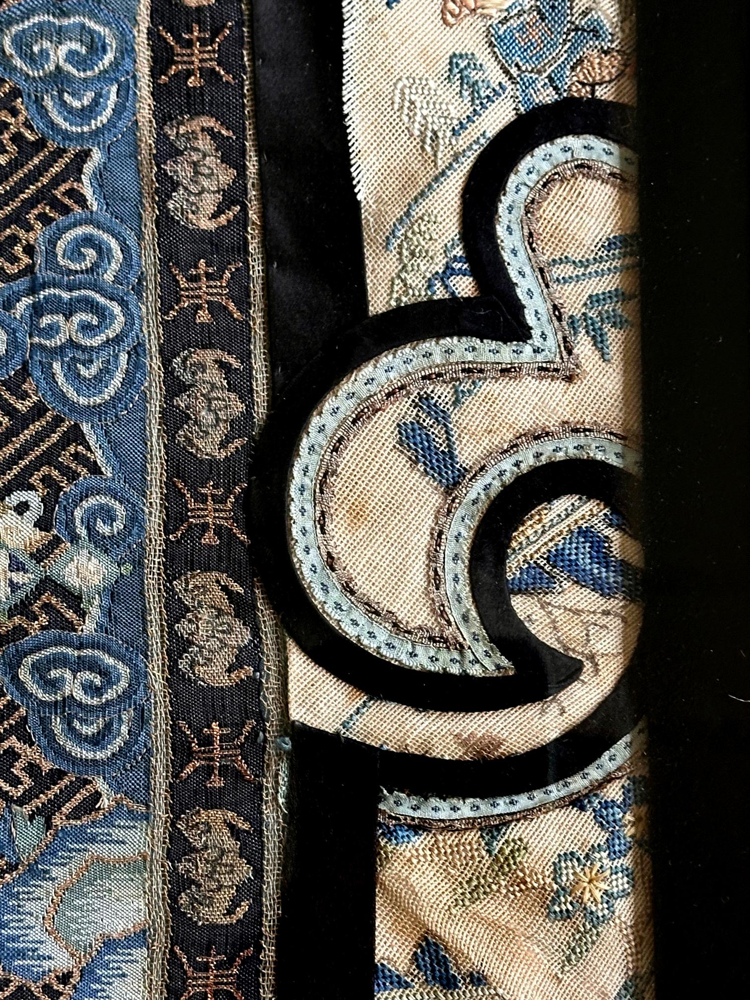 Framed Stunning Chinese Qing Dynasty Kesi Peacock Third Rank Badge For Sale 5