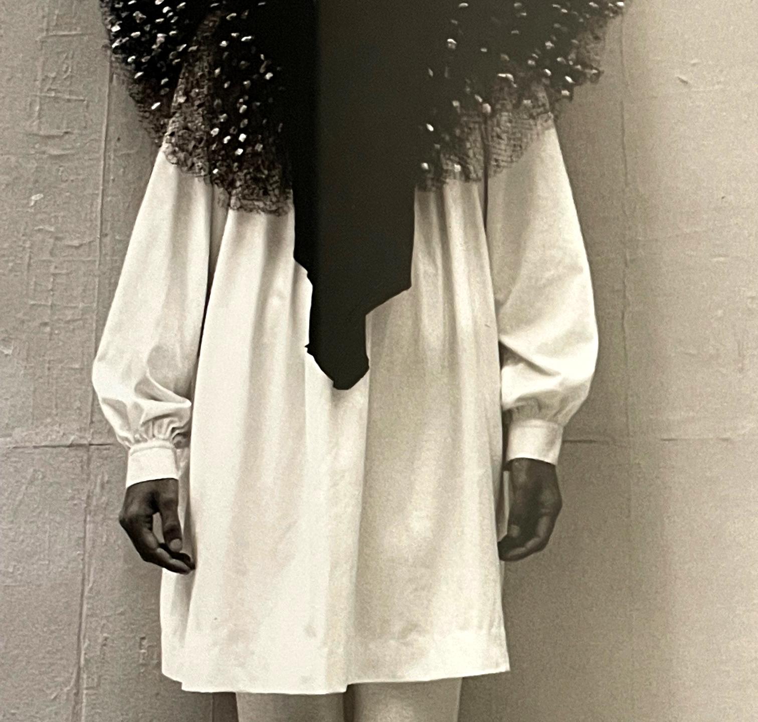 Modern Vintage Photograph Leslie Winer in Yohji Yamamoto by Albert Watson For Sale