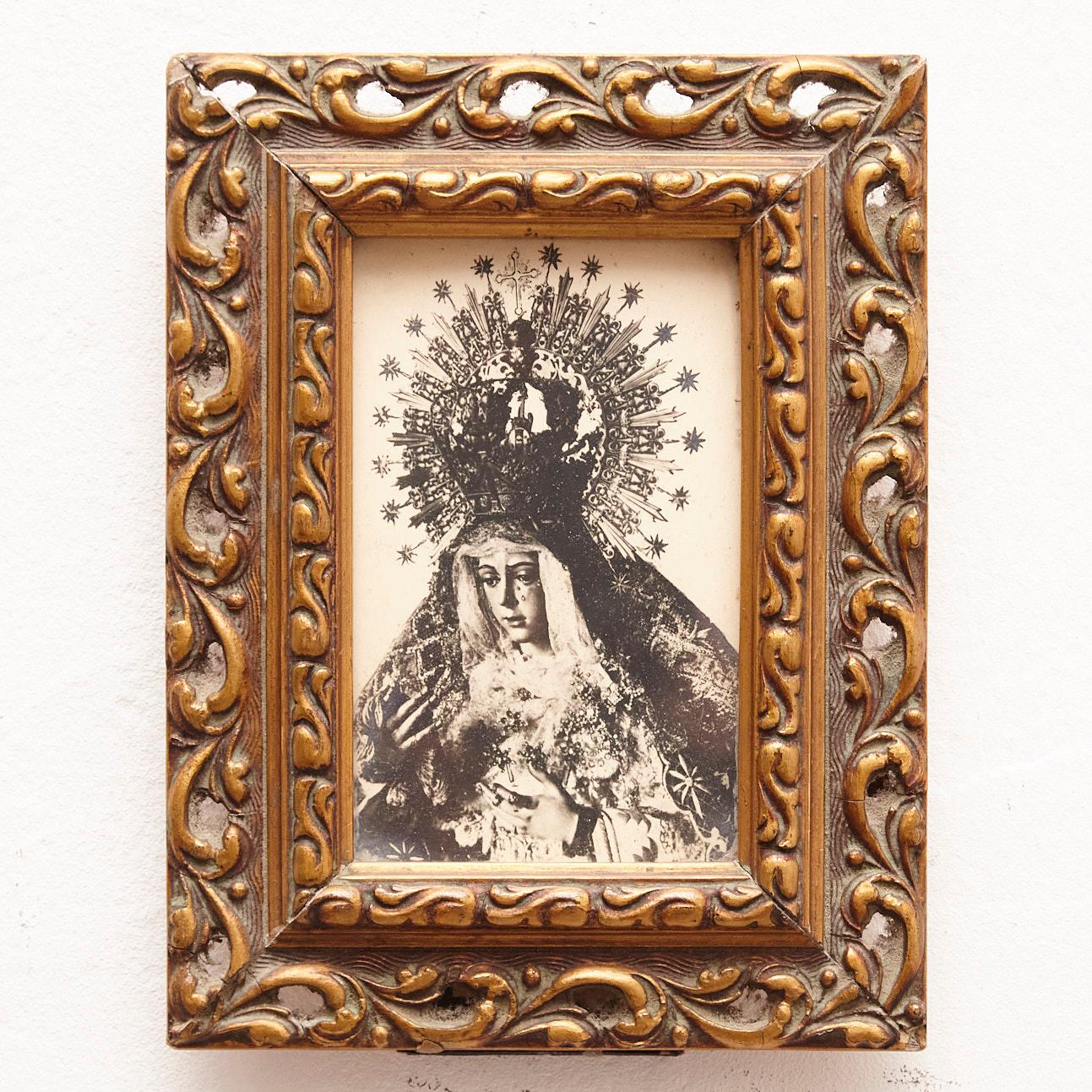  Framed Virgin Image, circa 1950 In Good Condition In Barcelona, Barcelona