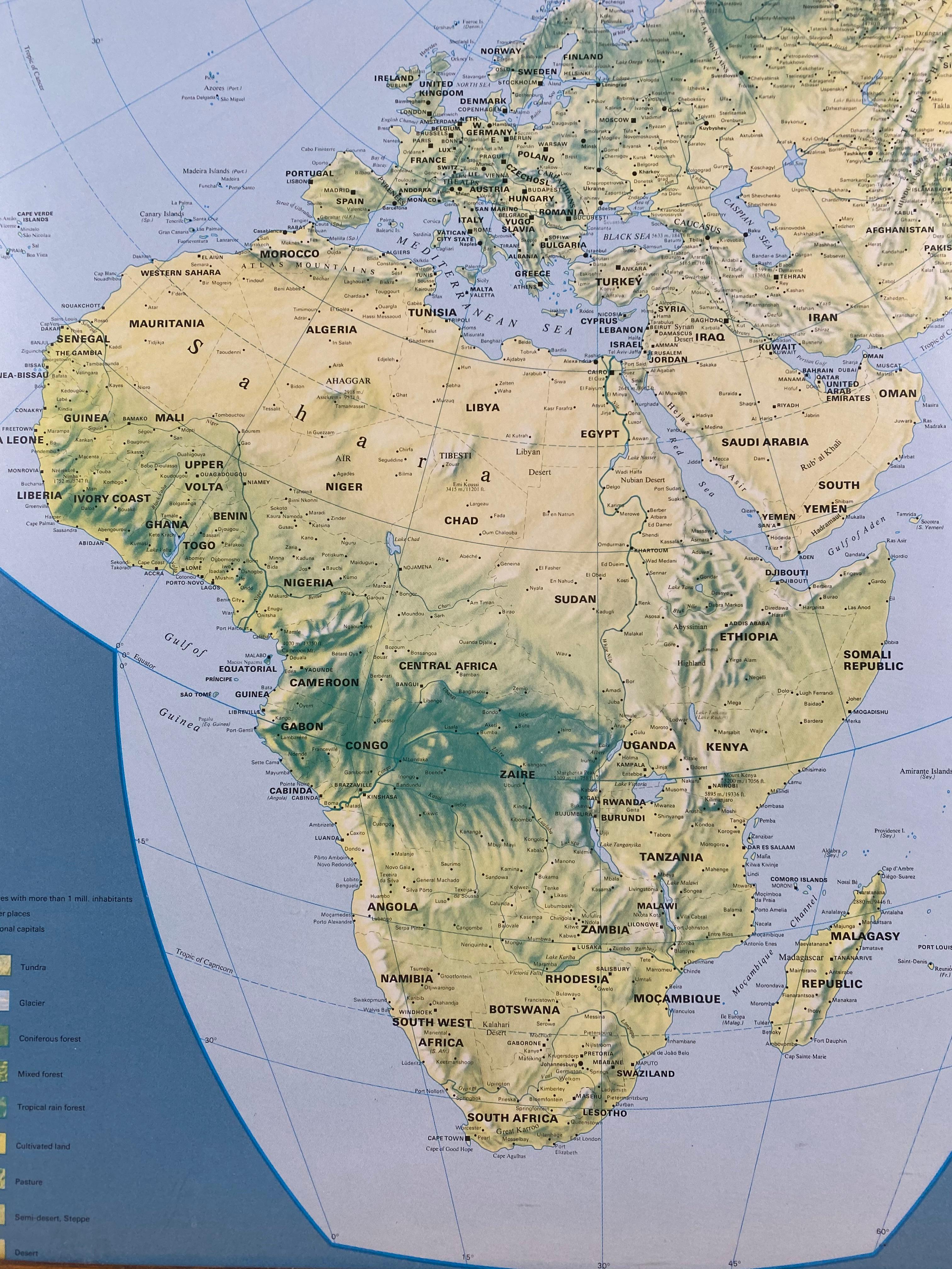 Gerahmte Weltkarte von Skandinavian Airlines, Esselte Map Service 1979 im Angebot 1