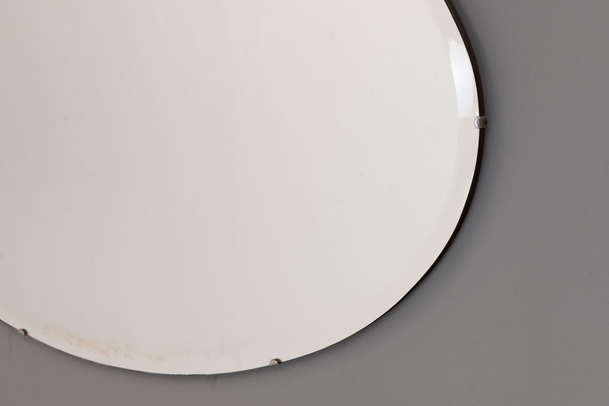 Miroir ovale sans cadre Bon état - En vente à London, England