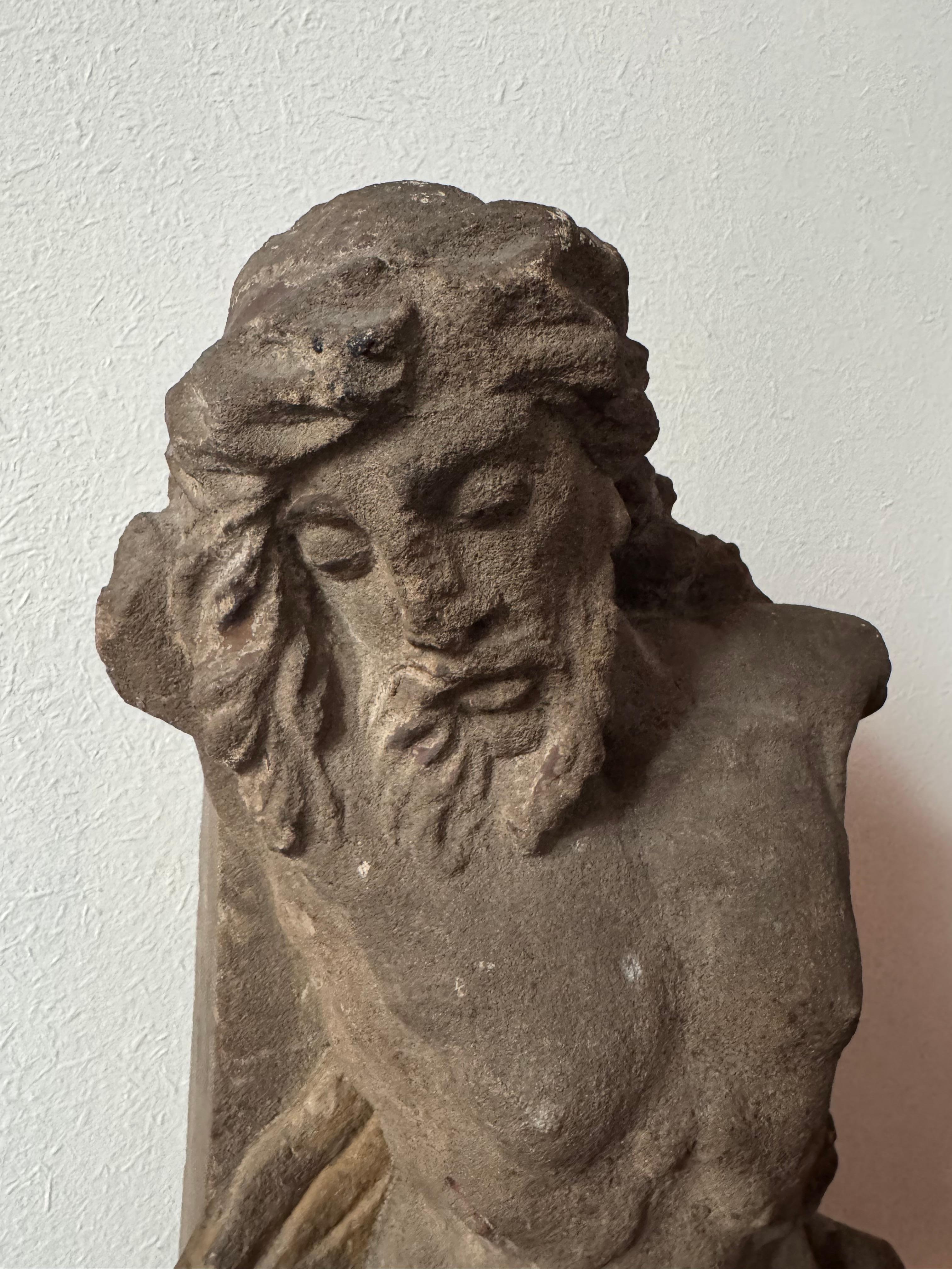 18th Century and Earlier Frammento Cristo in pietra con tracce di policromia - Italia centrale XVII sec. in vendita