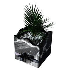 FRAMMENTO Vase - Nero Marquina Marmor Zeitgenössische Vase von Sfero Design