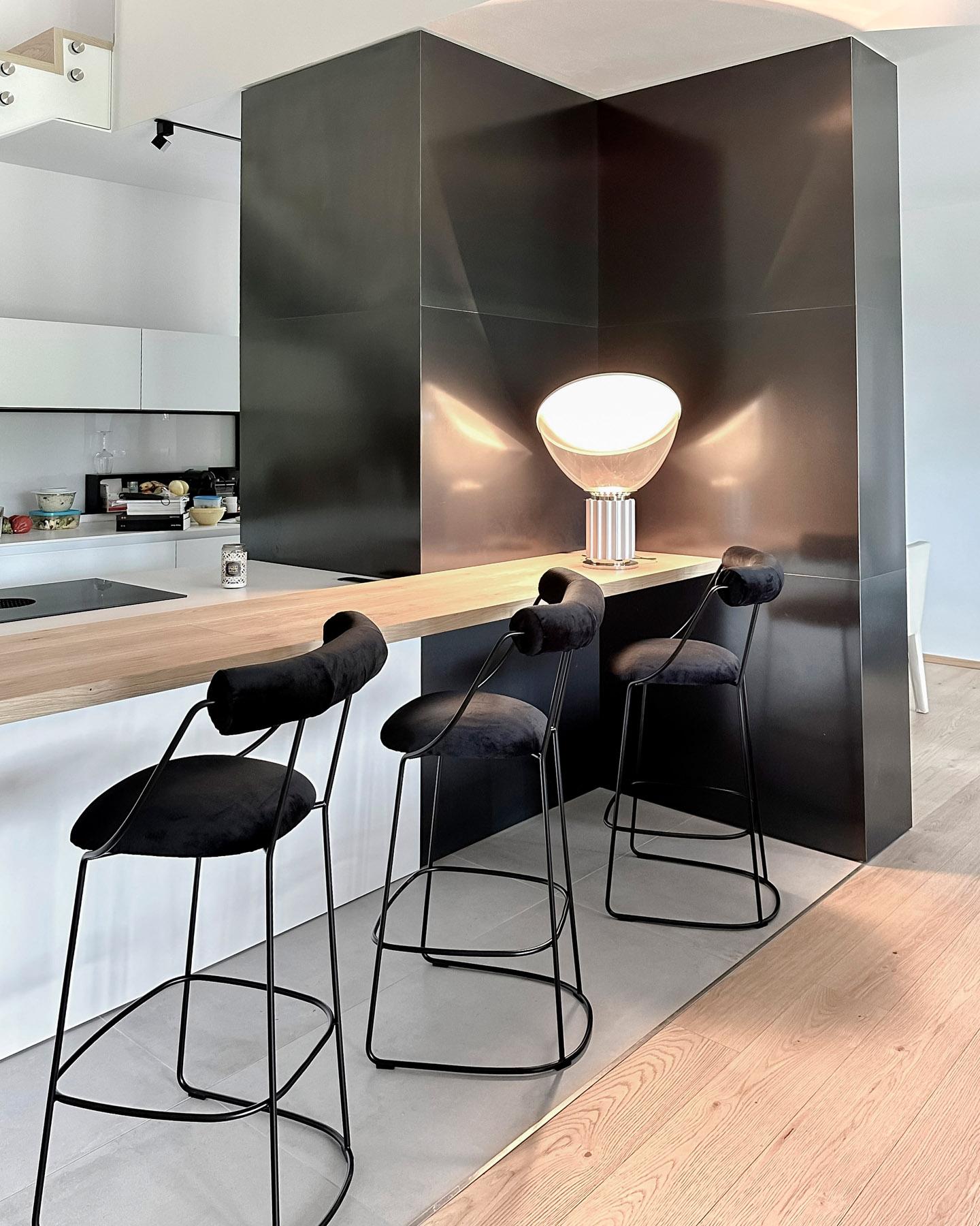 Fran Stool by GIROTTI ENRICO In New Condition For Sale In Geneve, CH