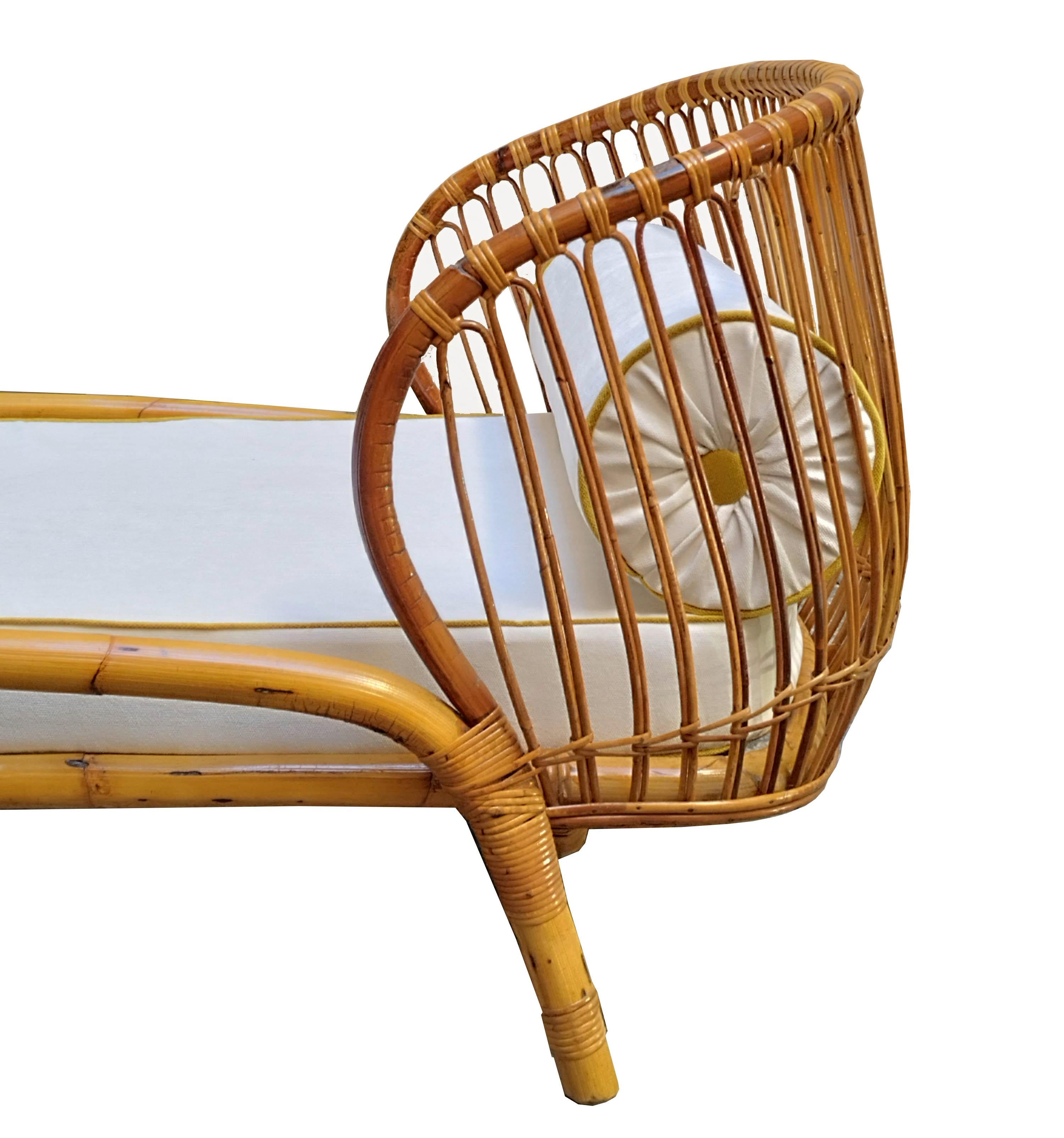 Franca Helg for Bonacina Rattan Daybed, Italy 1960s In Good Condition For Sale In Naples, IT