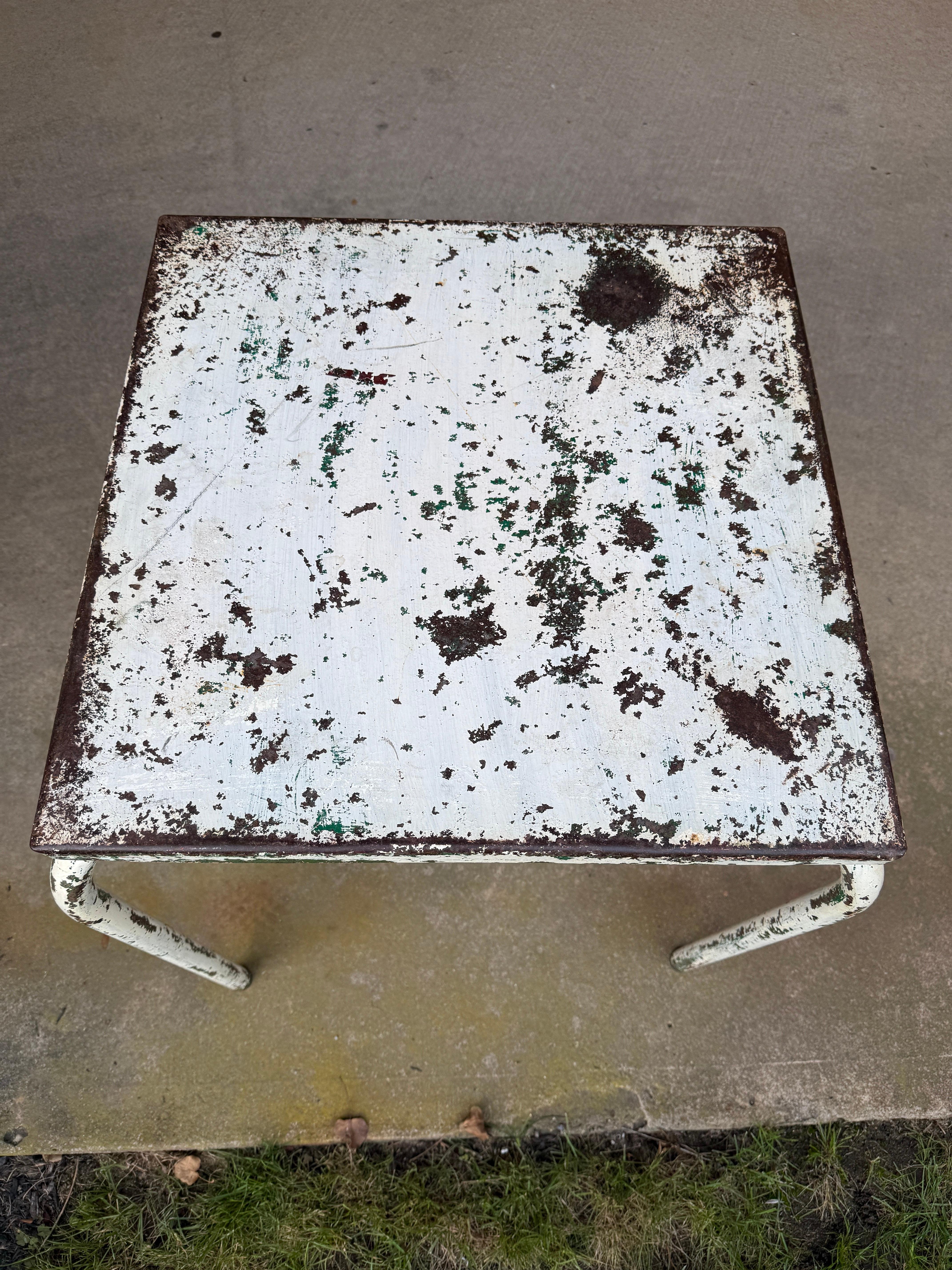 Mid-Century Modern France 1950 - Table en métal peint Xavier Pauchard en vente