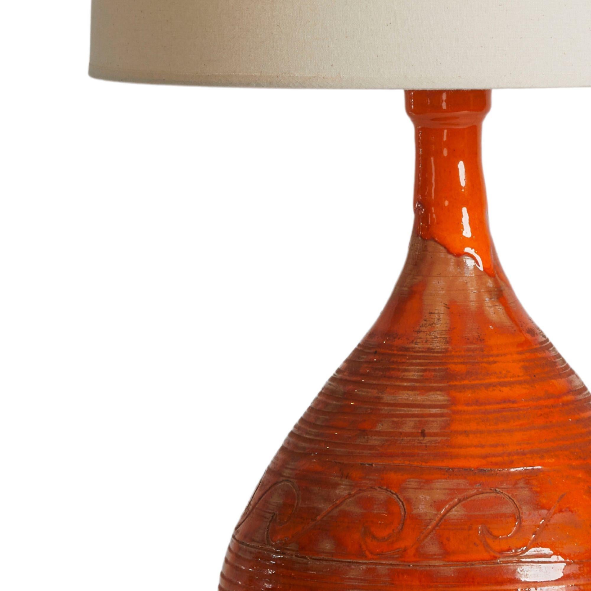 French Mid Century Orange & Mud Colored Pottery Lamp, France 1970s For Sale