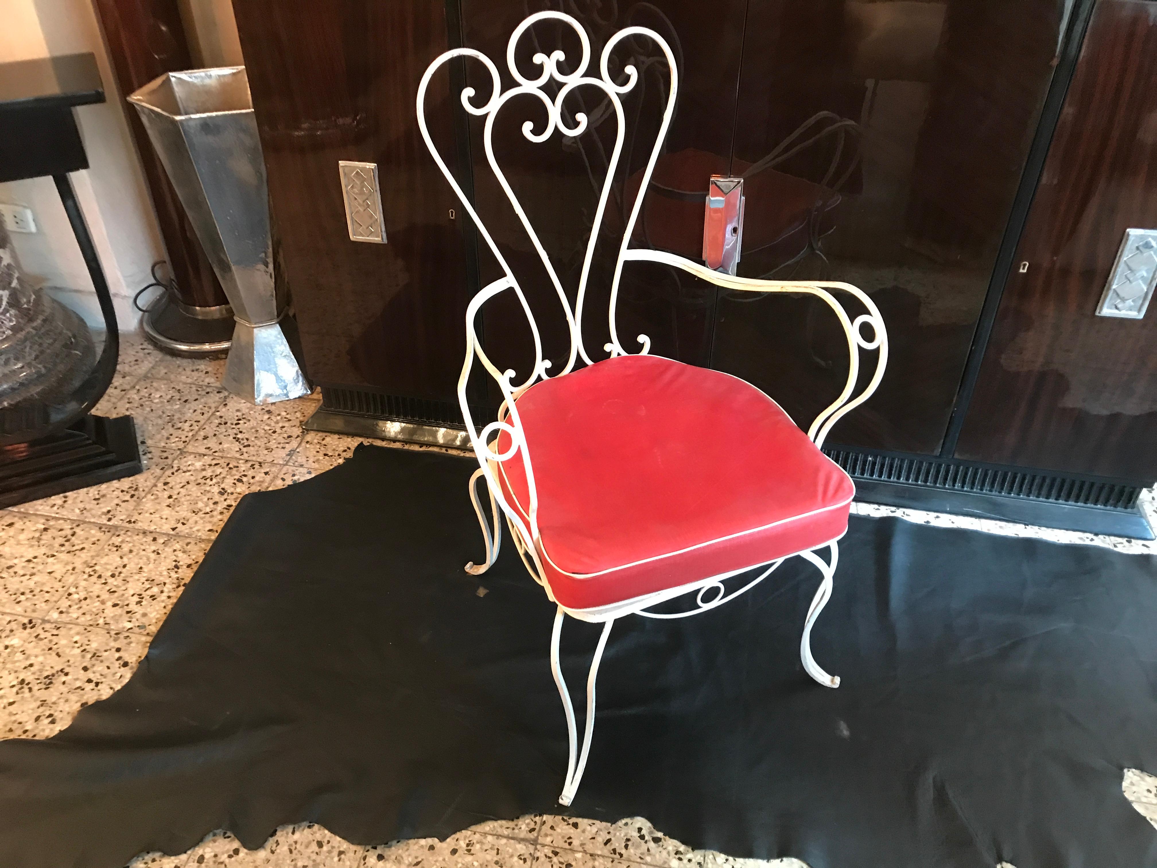 Armchair
They are repainted before delivery.
We have specialized in the sale of Art Deco and Art Nouveau and Vintage styles since 1982. If you have any questions we are at your disposal.
Pushing the button that reads 'View All From Seller'. And you