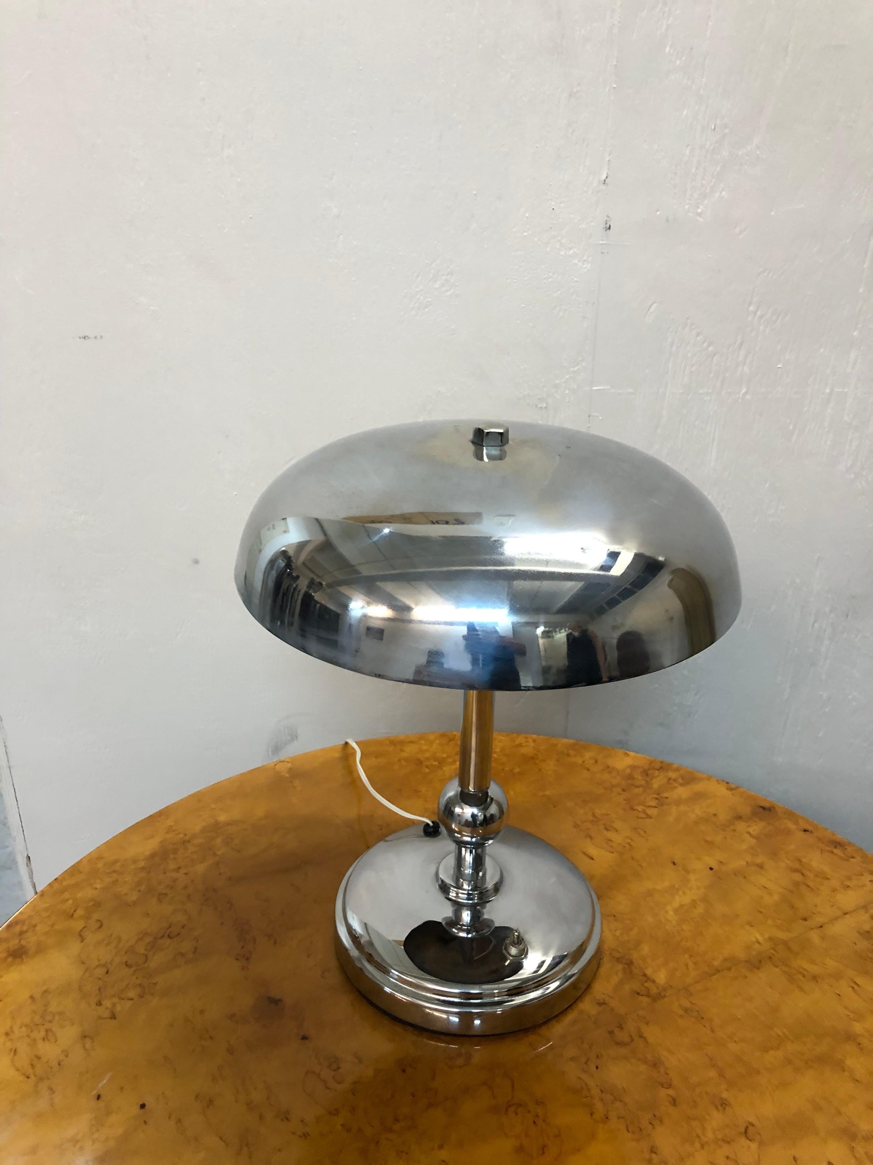 France Art Deco table Lamp, 1920 in Chrome  For Sale 8