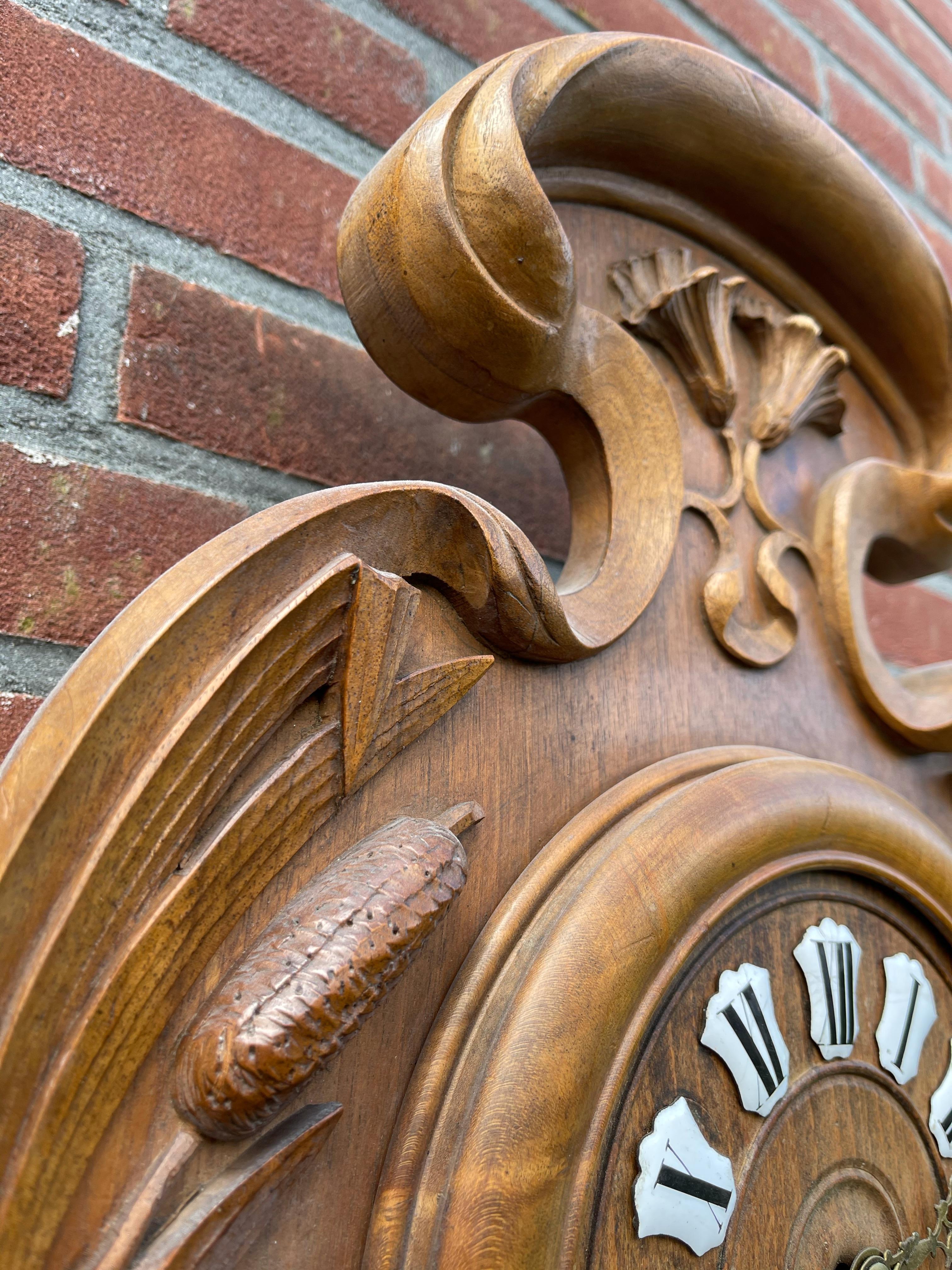 Geschnitzte Wanduhr im Art nouveau-Stil von L'ecole Nancy, Thermometer und Barometer, einzigartig im Angebot 2