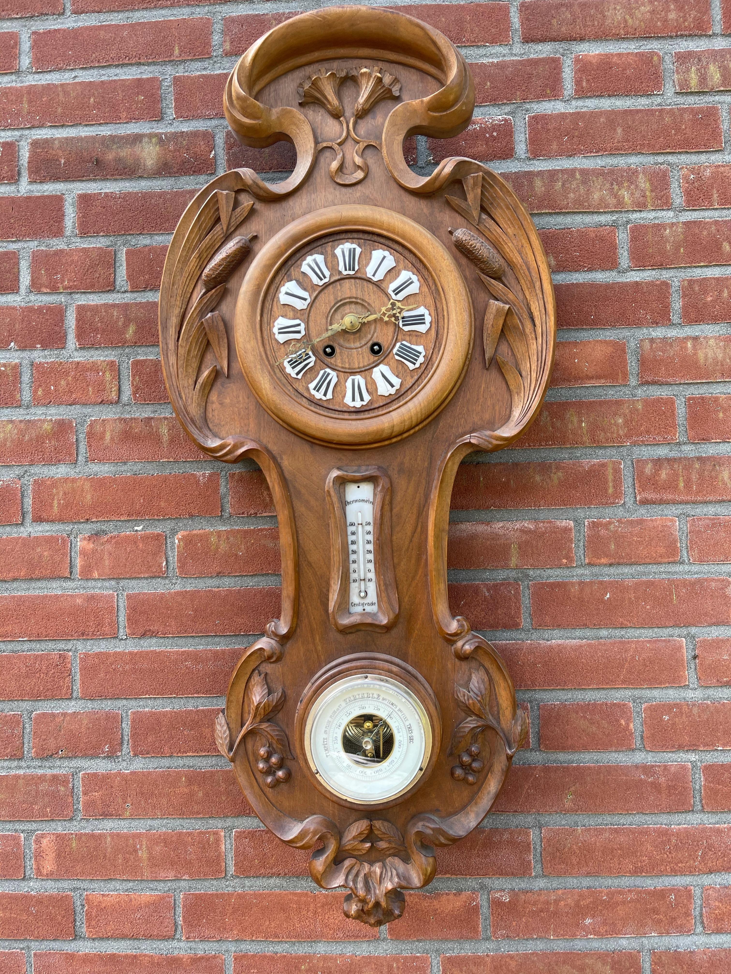 Horloge murale sculptée et baromètre Art nouveau unique de style L'ecole Nancy avec thermomètre en vente 12
