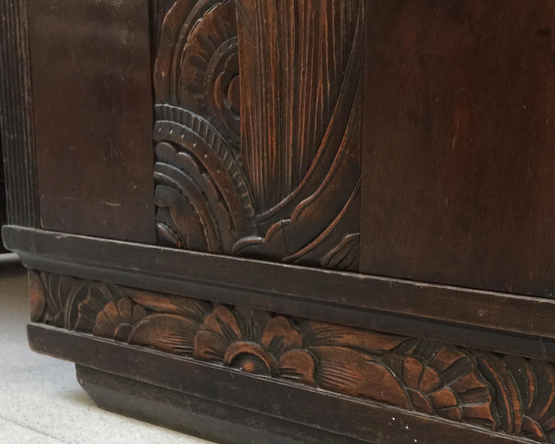 France Desk Art Deco, 1930, Material: Carved Wood For Sale 4