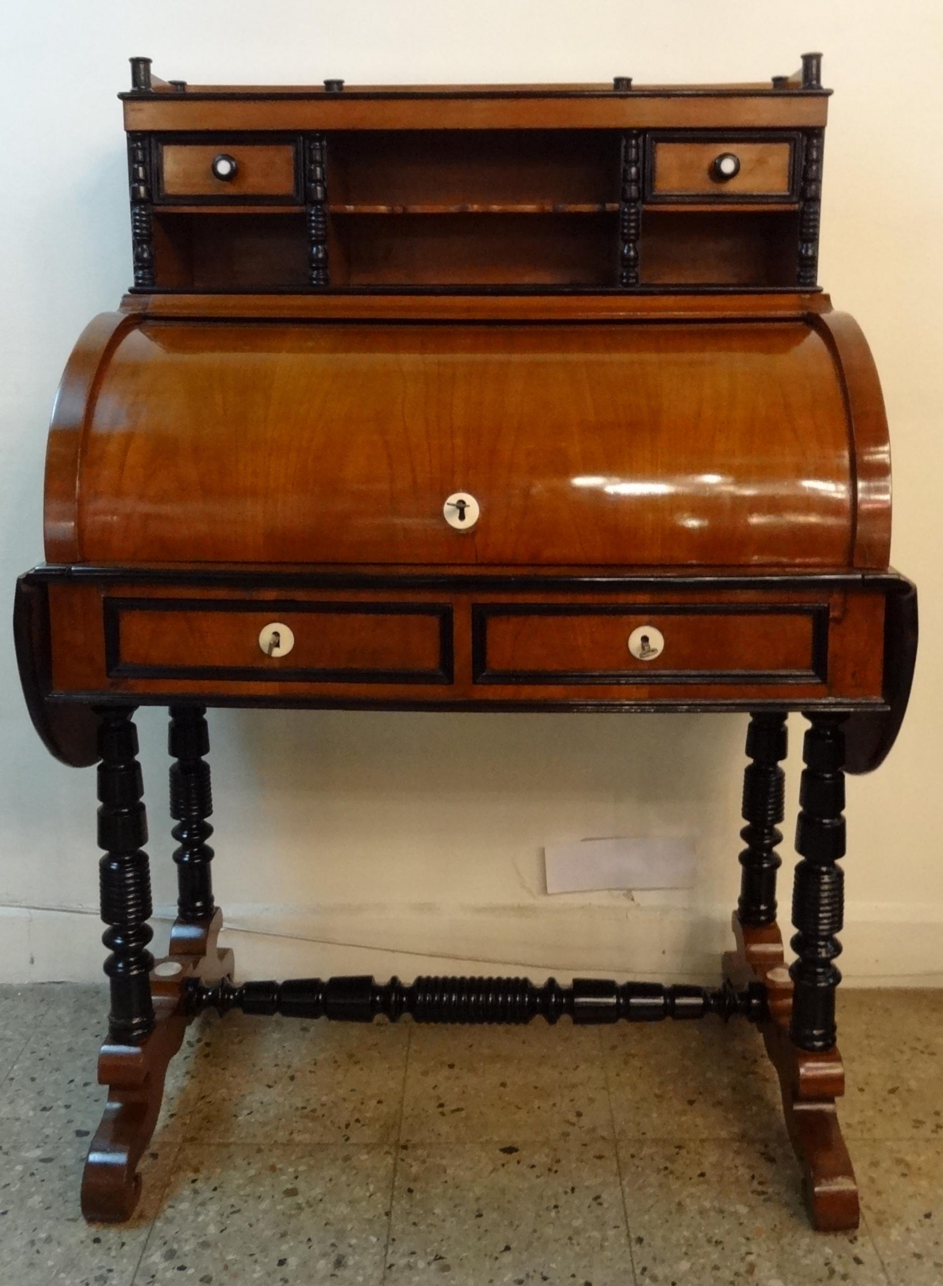 France Desk Style: Biedermeier, 1847 For Sale 1