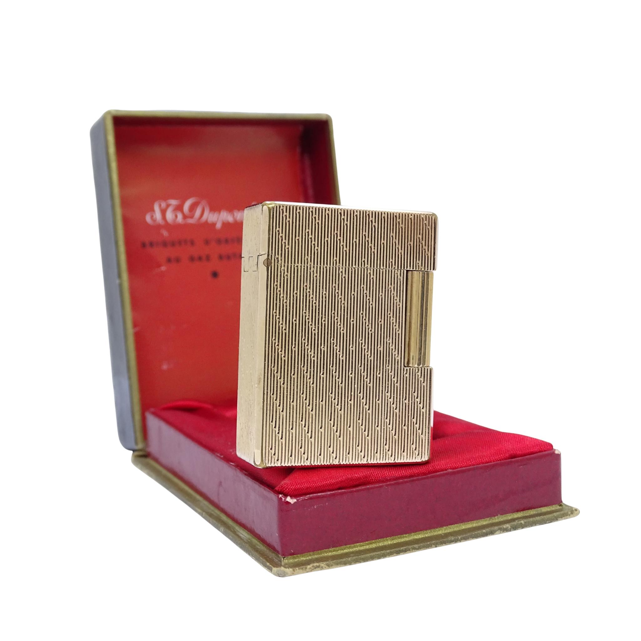 France  Dupont Line 1 lighter, gold plated, ff. 20th century In Good Condition For Sale In VALLADOLID, ES