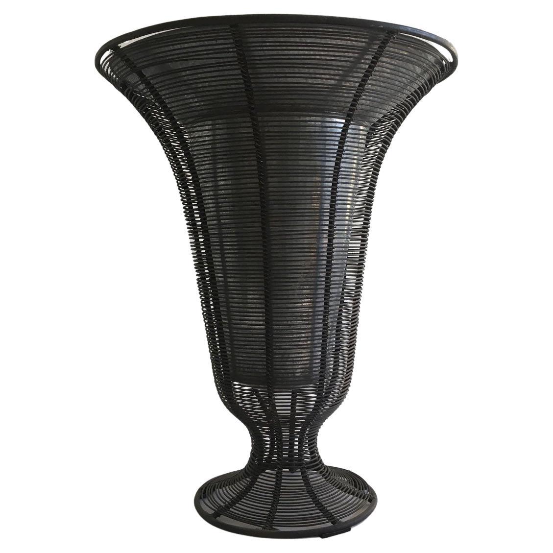 Französische minimalistische Vase und Pflanzgefäßschale aus Eisendraht