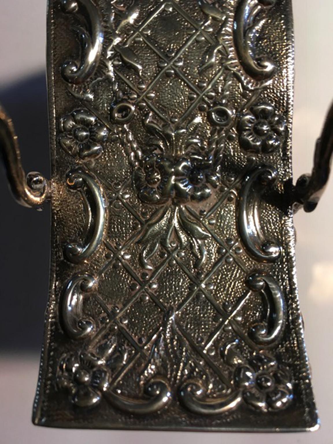 Frankreich Spätes 18. Jahrhundert Barocke Silberdose im Angebot 9