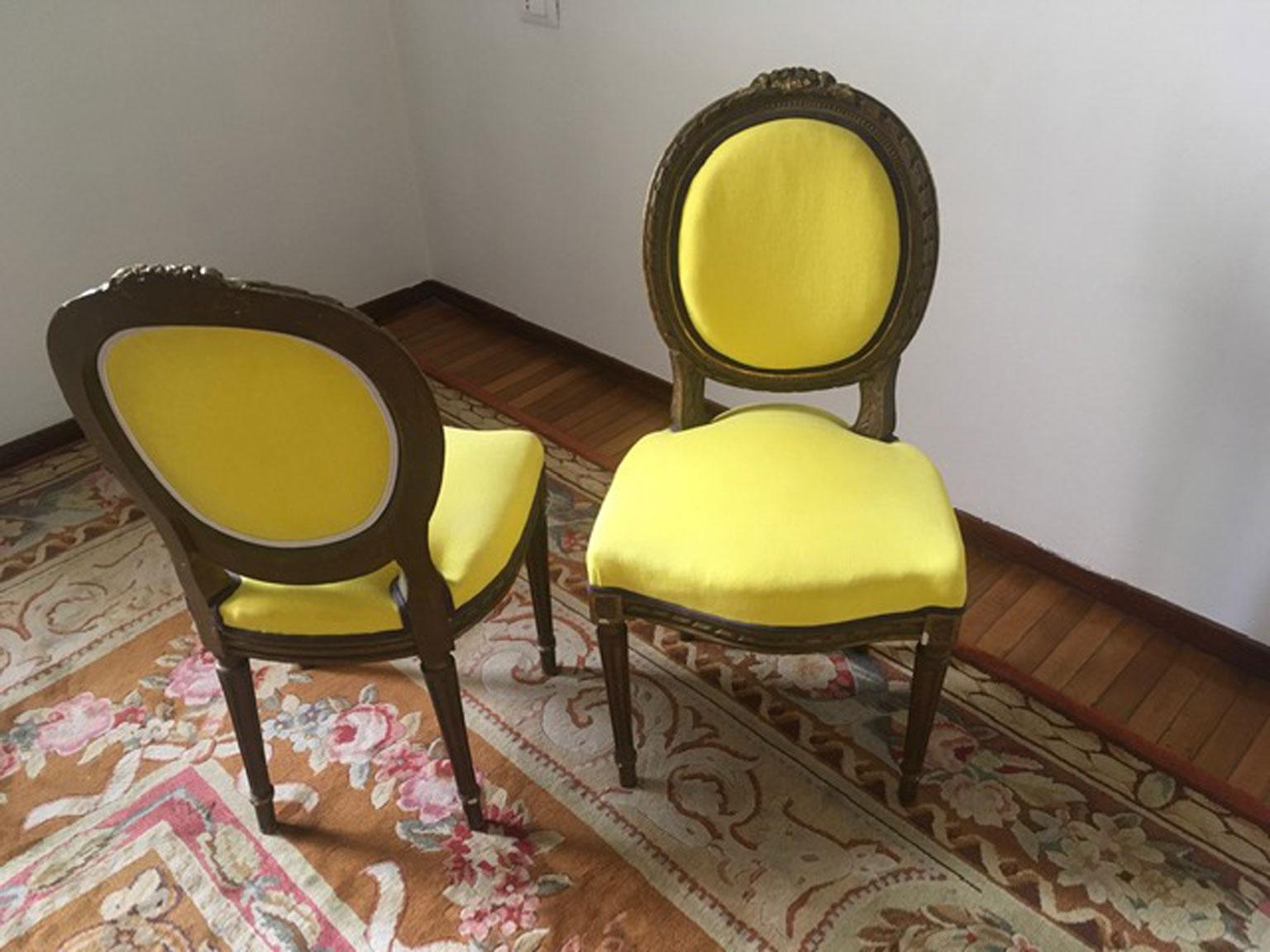 Mid-19th Century Pair French Provincial Wooden Chairs Yellow Linen For Sale 8