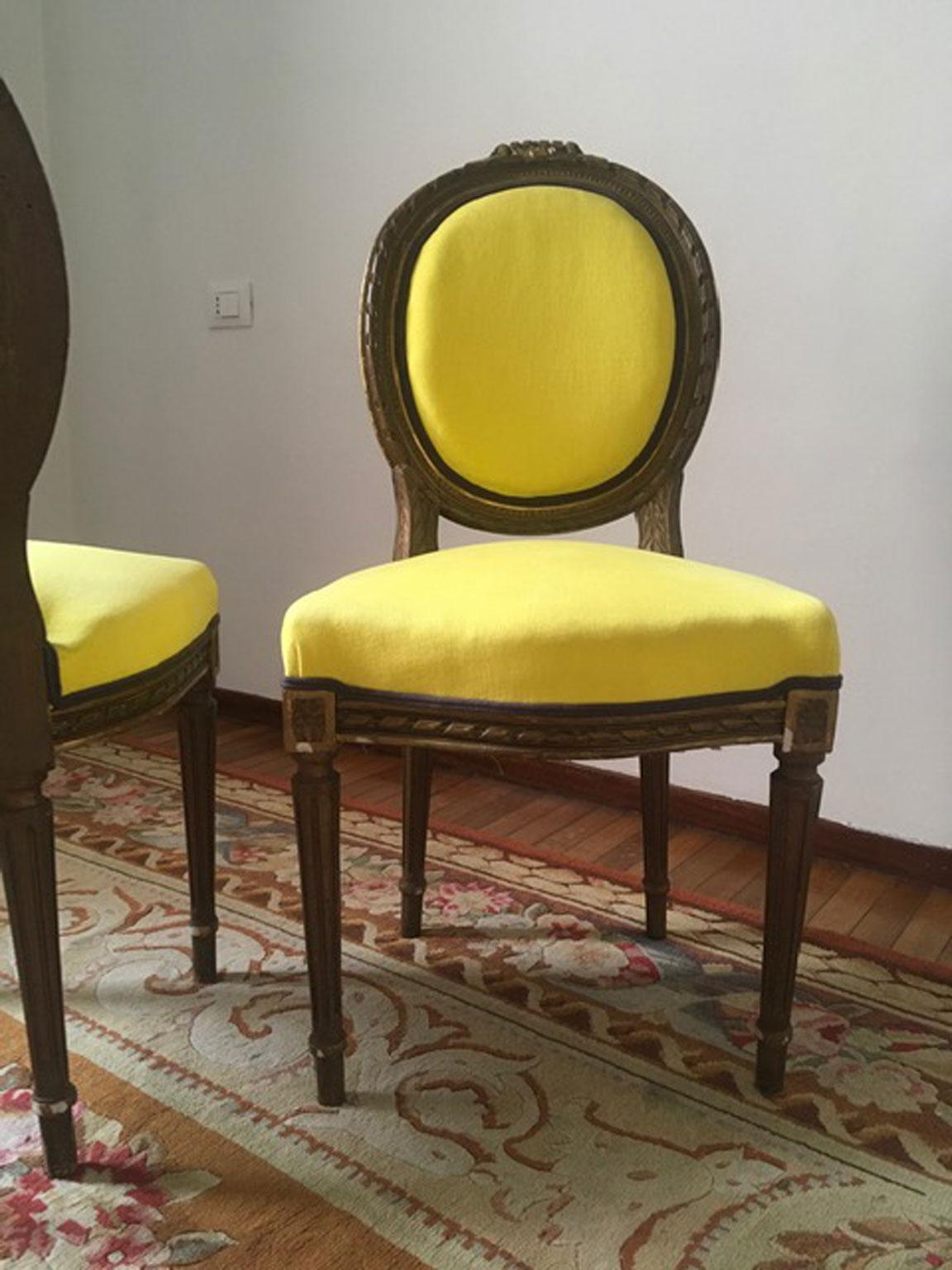 Mid-19th Century Pair French Provincial Wooden Chairs Yellow Linen For Sale 11