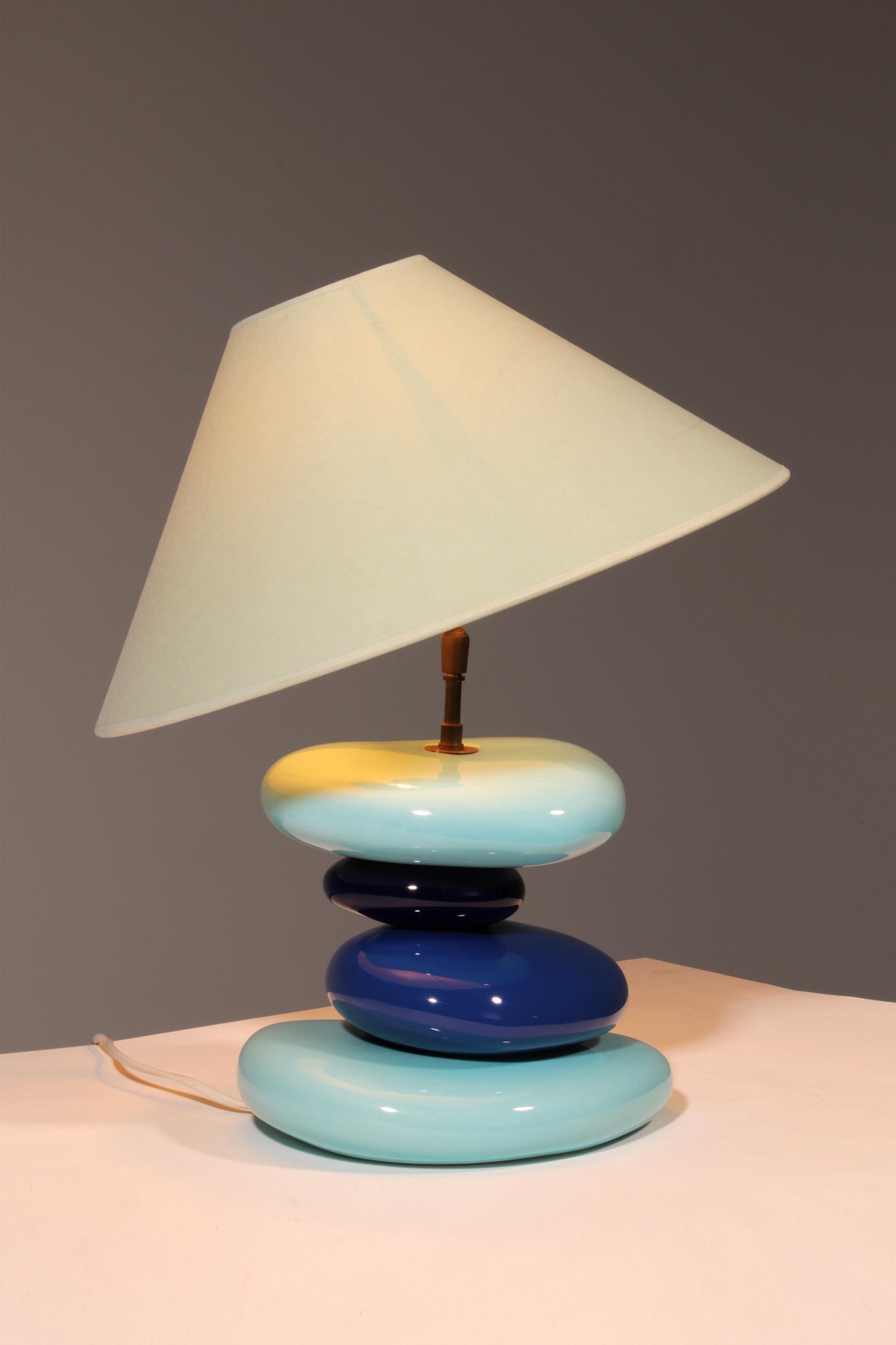France Pebble table lamp by François Chatain, 1980s (Moderne der Mitte des Jahrhunderts) im Angebot
