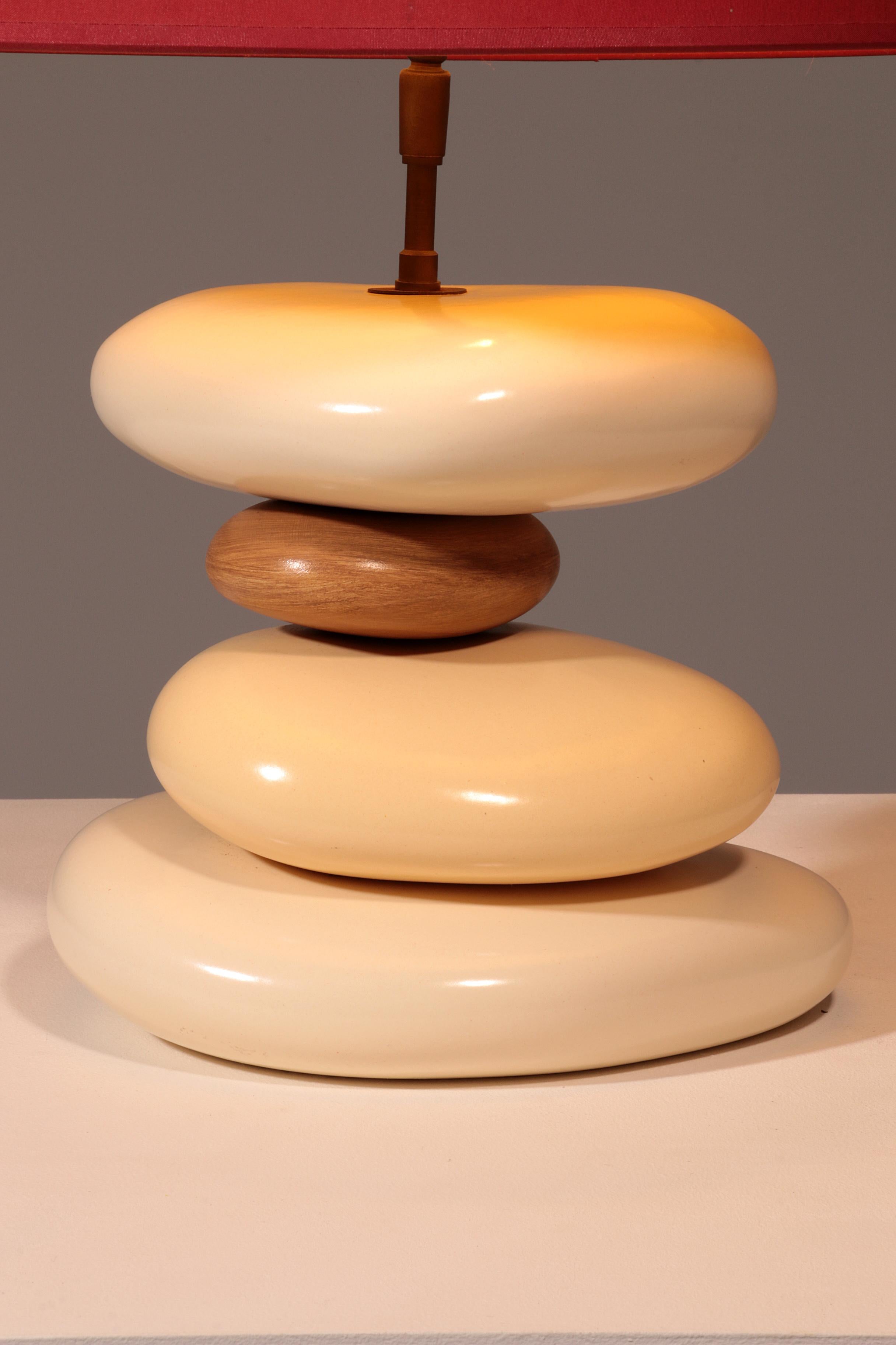 France Pebble table lamp by François Chatain, 1980s im Zustand „Gut“ im Angebot in Oirlo, LI