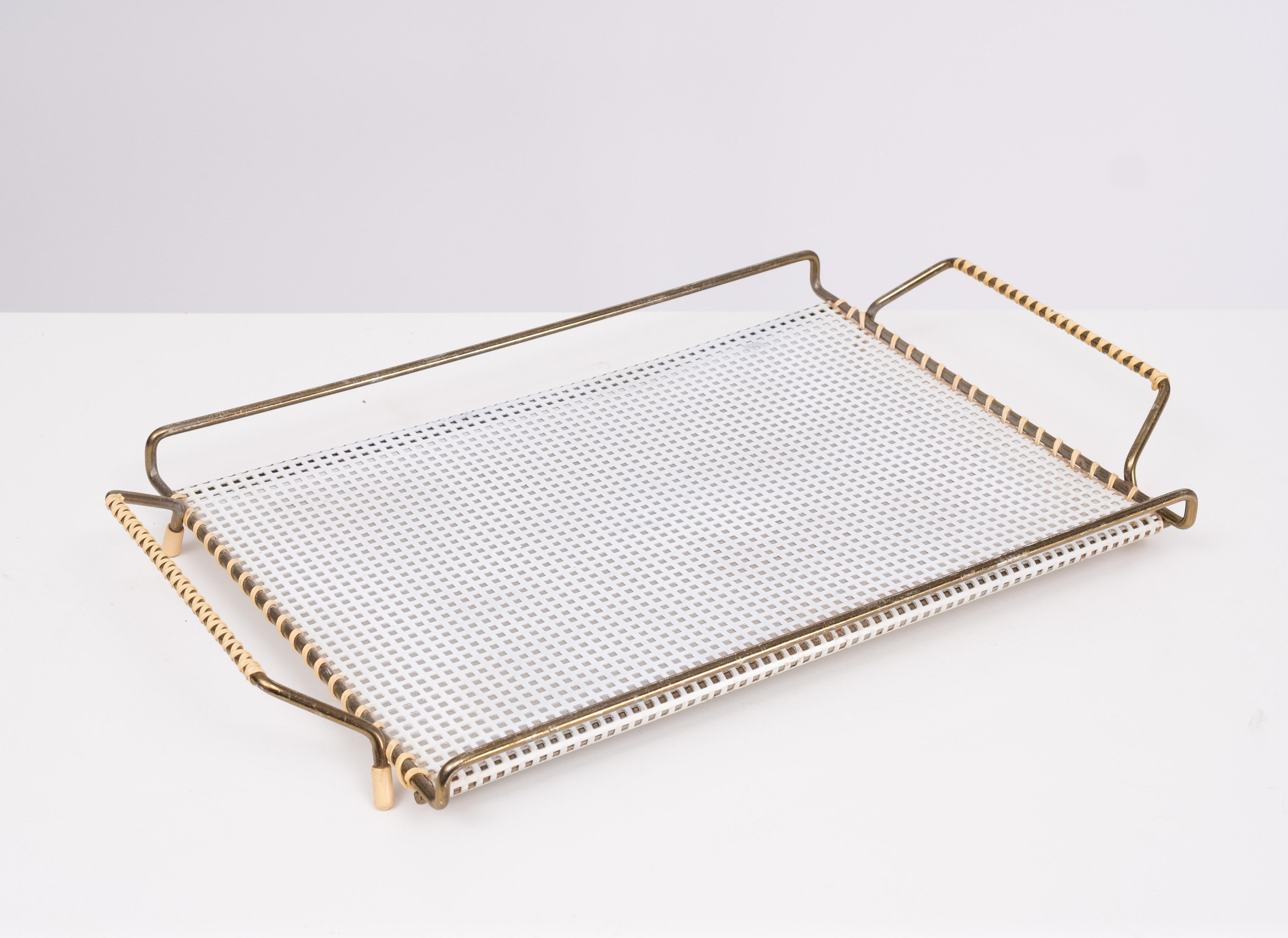 France perforated Metal serving tray 1950s  In Good Condition For Sale In Den Haag, NL