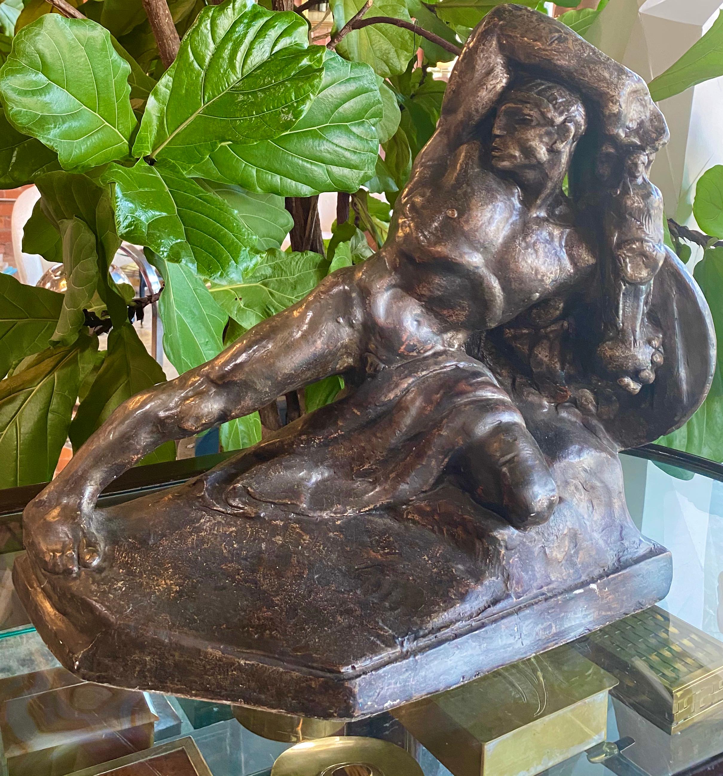 Französische Gips-Skulpturskizze „Der Krieger“, 1920er Jahre im Zustand „Gut“ im Angebot in Los Angeles, CA