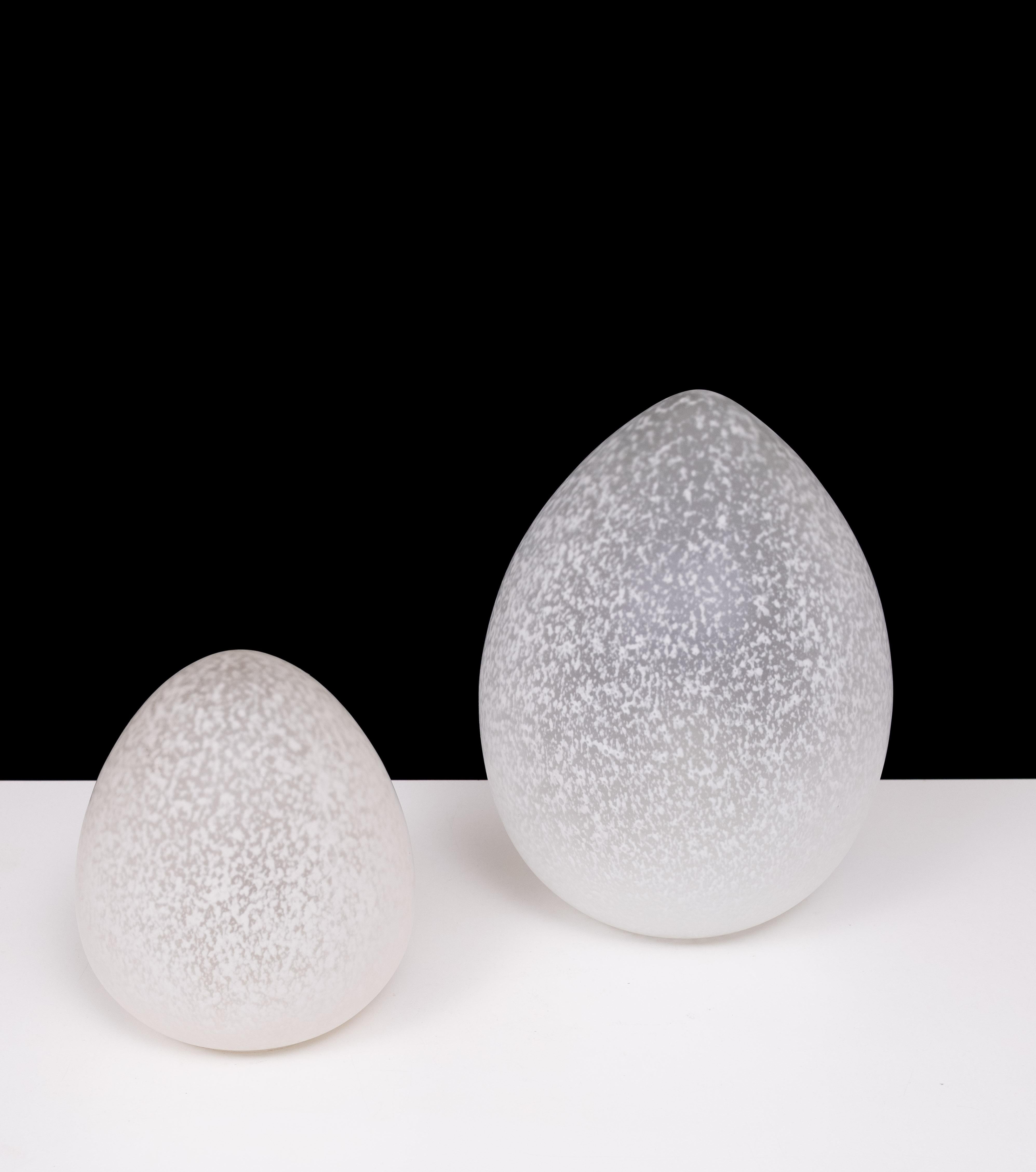 Francia set Lámparas huevo Domec Luminaires  1970s Vidrio soplado en venta