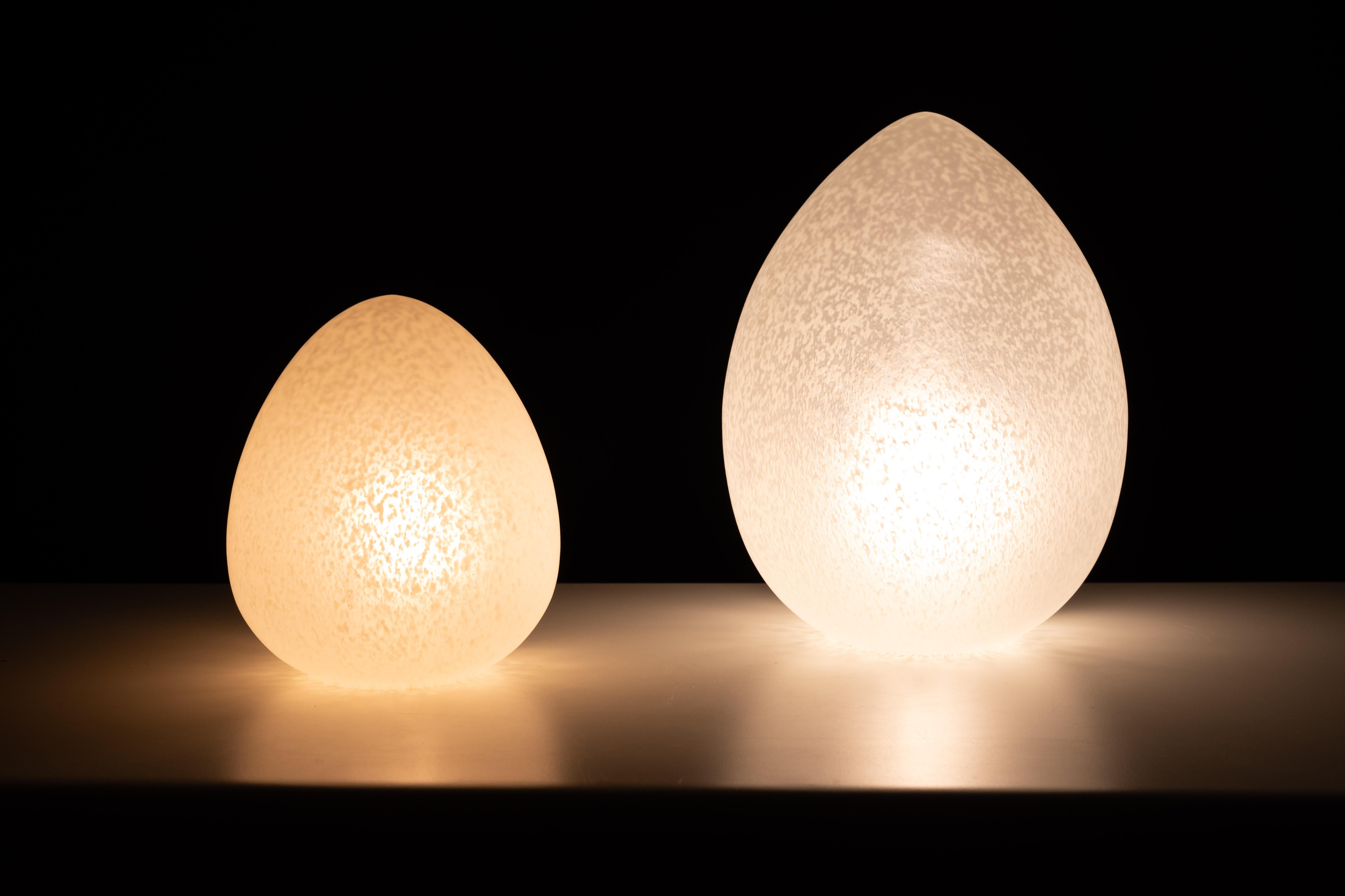 Francia set Lámparas huevo Domec Luminaires  1970s en venta 1