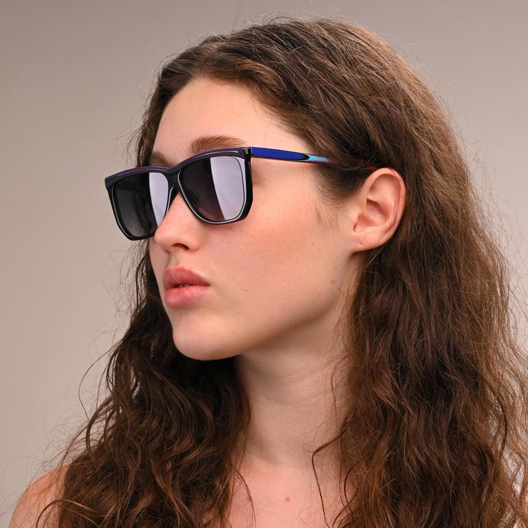 France square sunglasses by Argos For Sale at 1stDibs linda farrow