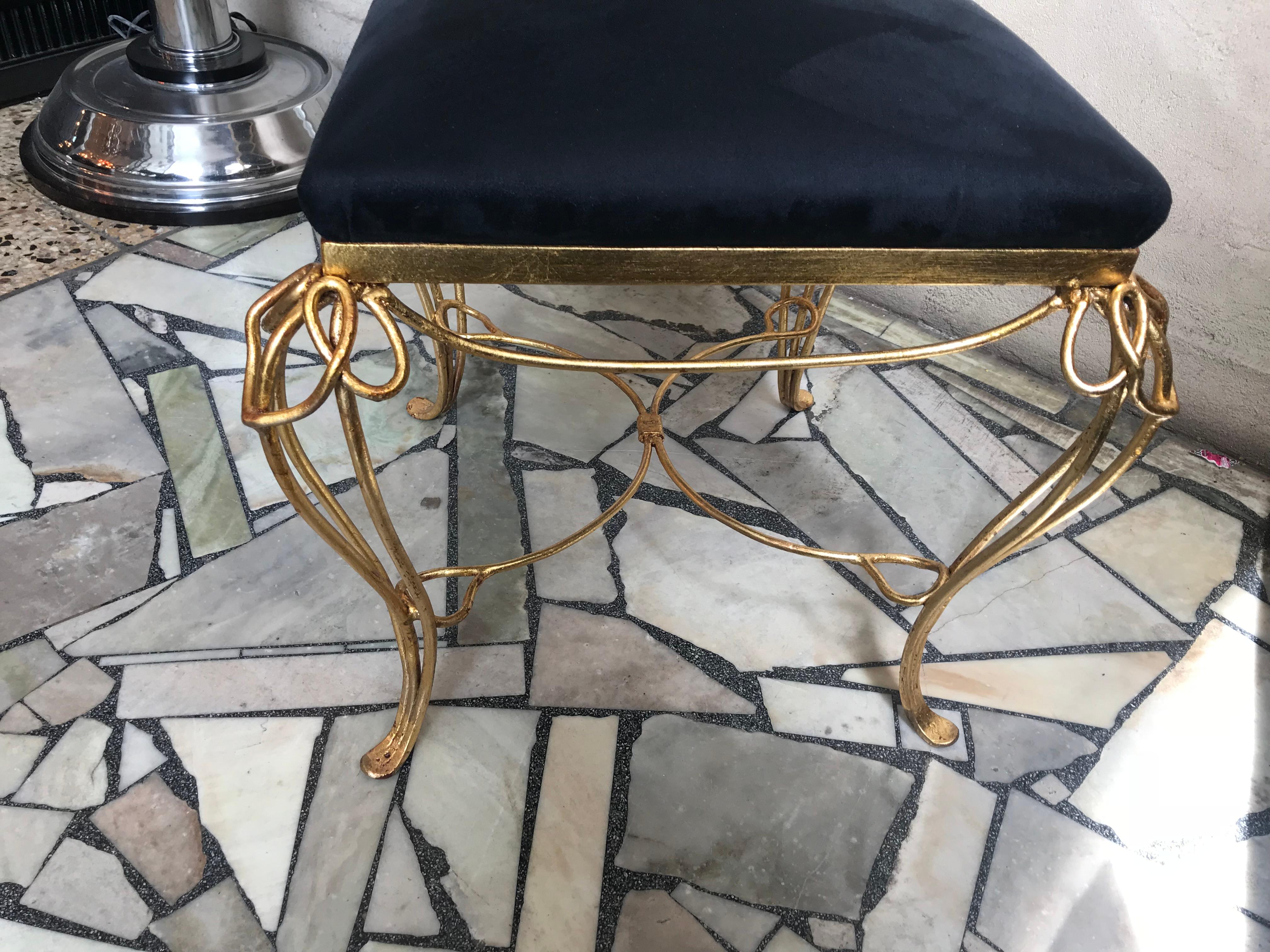 France Table '6 Persons', 4 Chair and 2 Armchairs Year: 1900, Art Nouveau For Sale 1