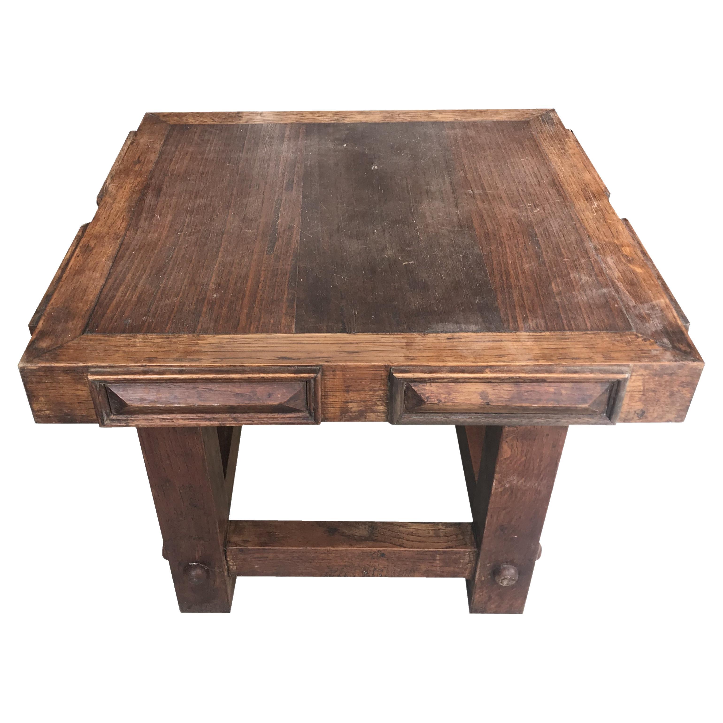 France, table en bois, 1920