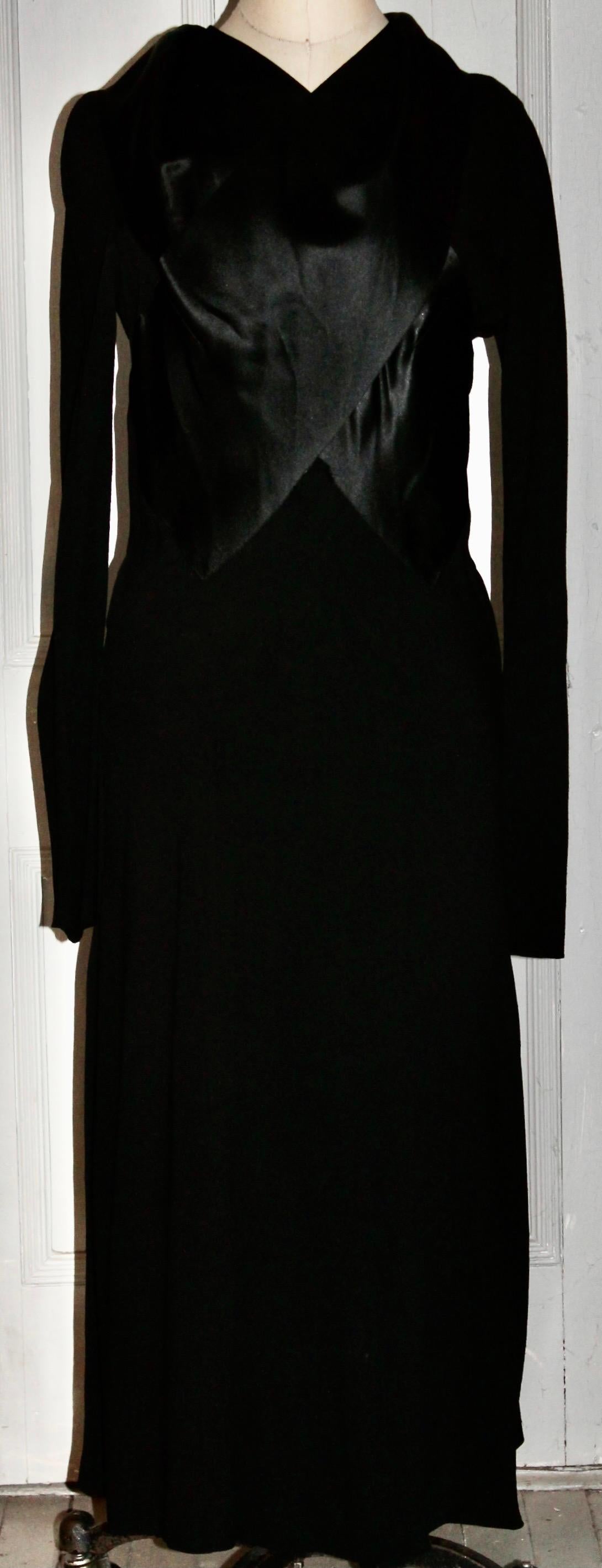 France Vramant - Robe de soirée en crêpe de soie noir, Paris, années 1930  Bon état - En vente à Sharon, CT