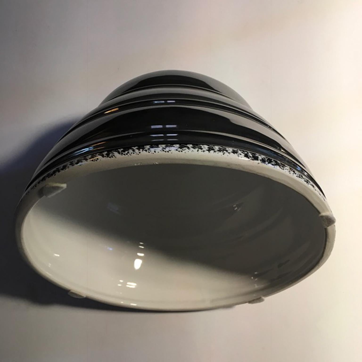 Frankreich Weiß und Silber Keramik Cake Dome mit kreisförmigen Tablett im Angebot 4