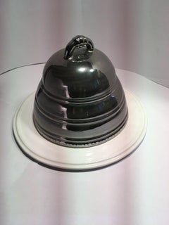 France White and Silver Ceramic Cake Dome with Circular Tray
